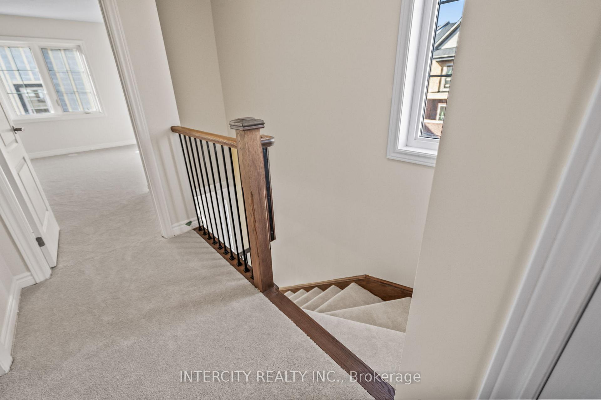 Photo 31 of 138 Senay Circle, Clarington, Courtice — HOMEH