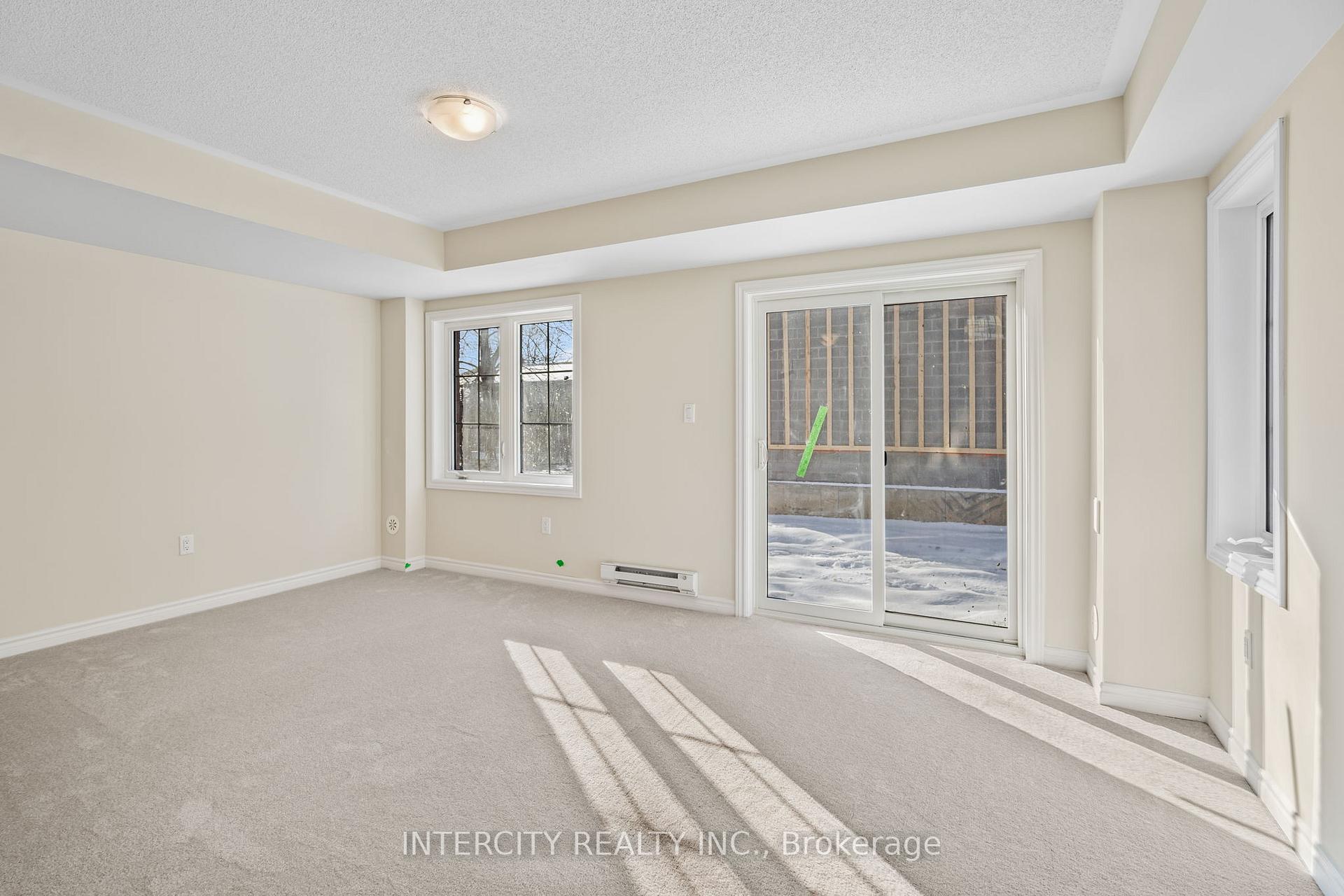 Photo 34 of 138 Senay Circle, Clarington, Courtice — HOMEH