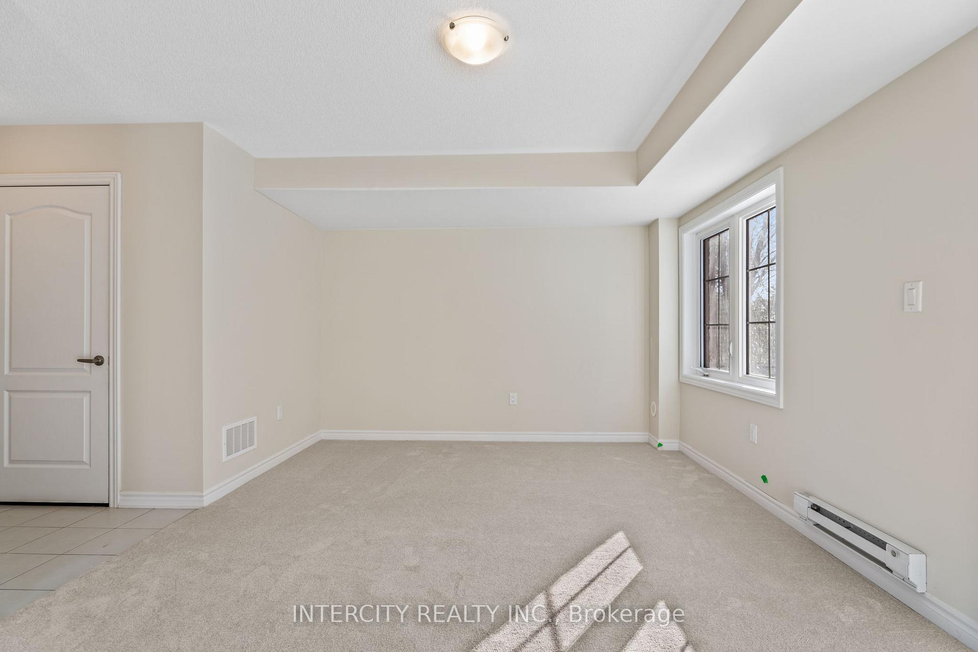 Photo 35 of 138 Senay Circle, Clarington, Courtice — HOMEH