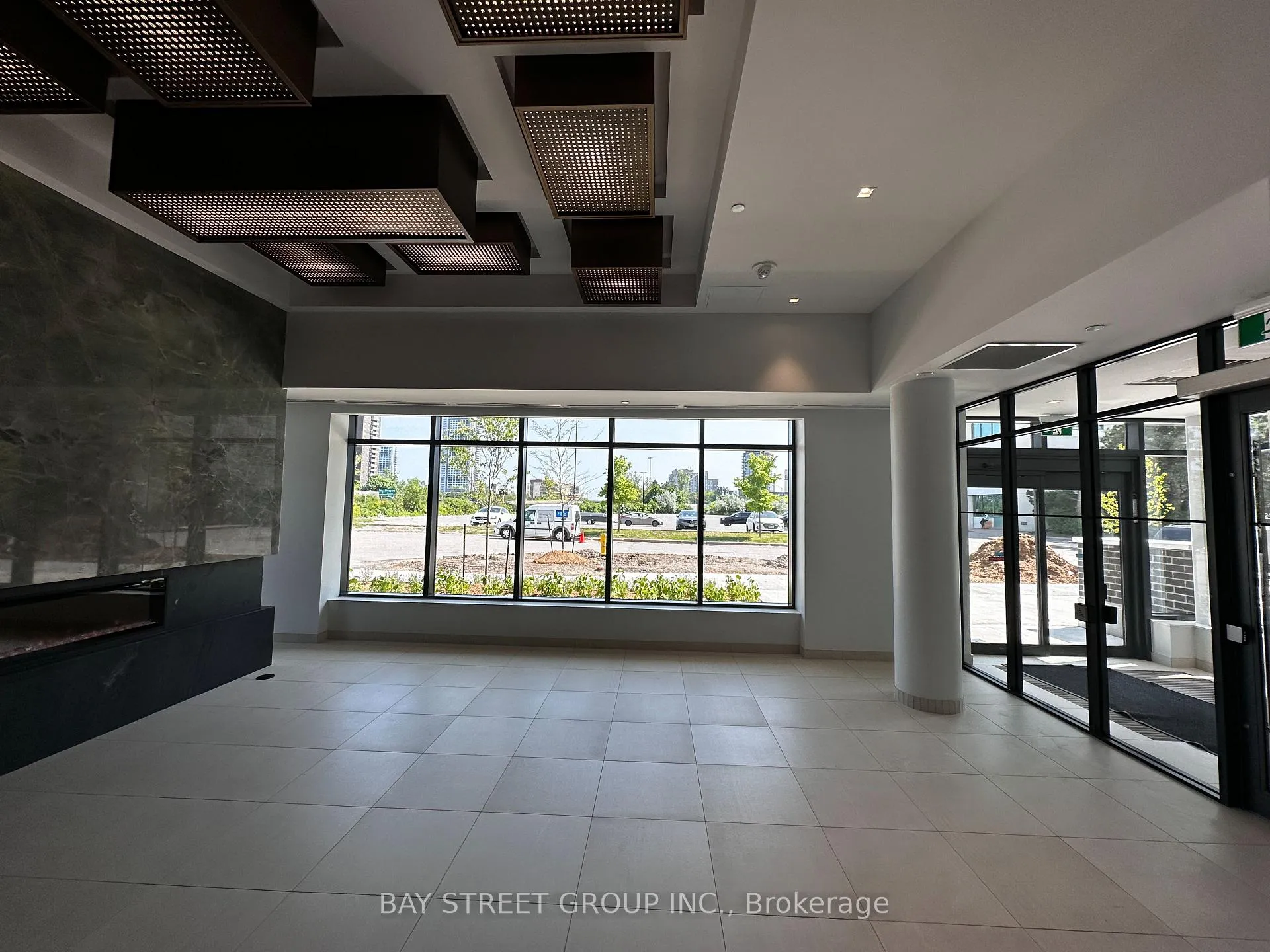Photo 3 of Unit 501, 188 Fairview Mall Drive, North York, Don Valley Village — HOMEH