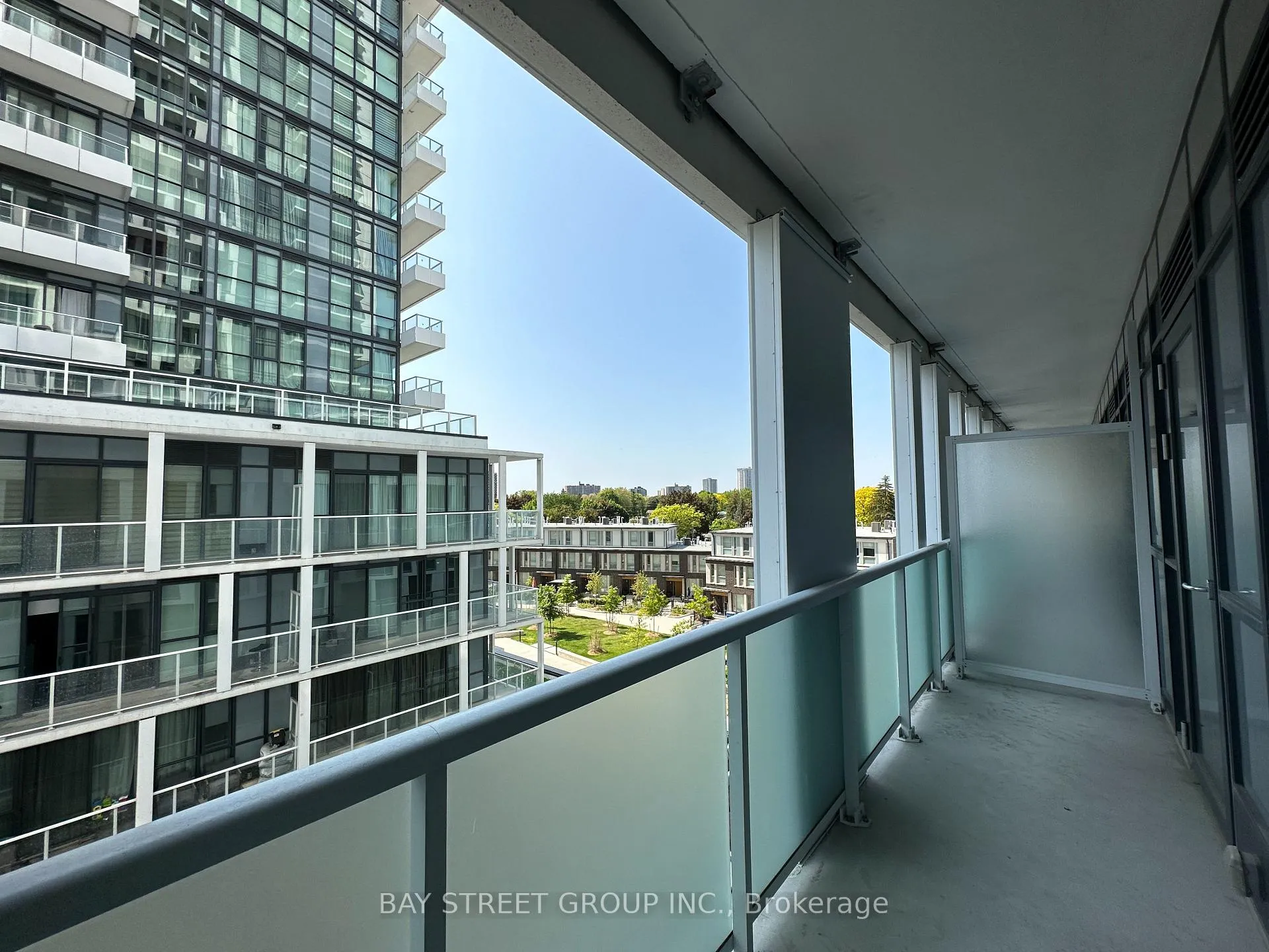 Photo 15 of Unit 501, 188 Fairview Mall Drive, North York, Don Valley Village — HOMEH