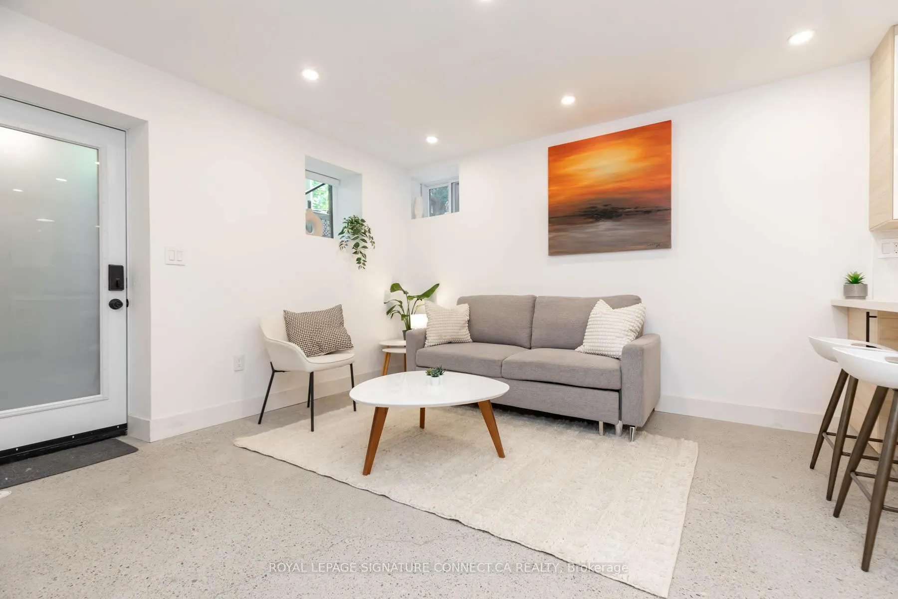 Photo 3 of Unit Lower, 55 Dearbourne Avenue, Toronto, North Riverdale — HOMEH