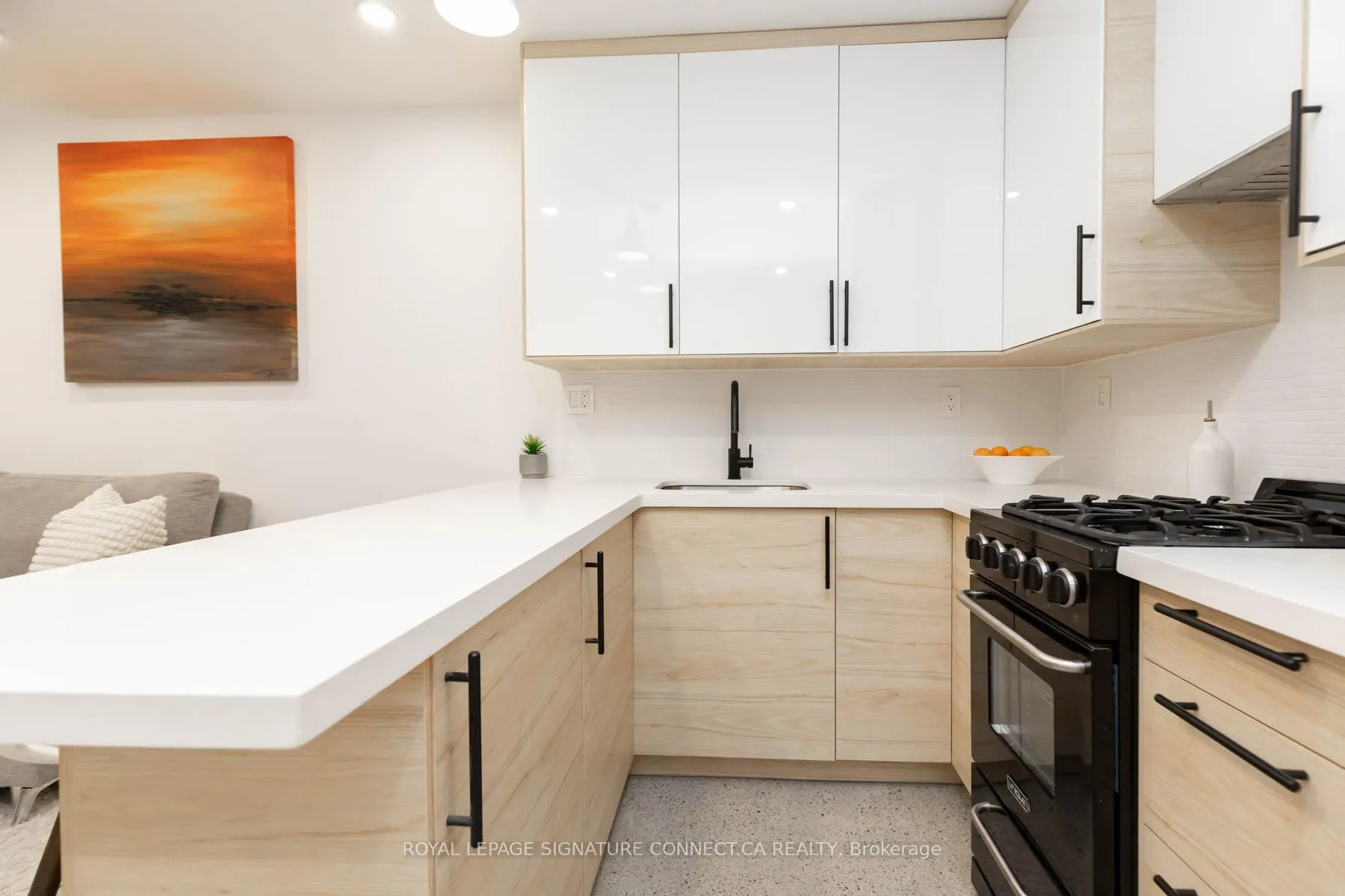 Photo 10 of Unit Lower, 55 Dearbourne Avenue, Toronto, North Riverdale — HOMEH
