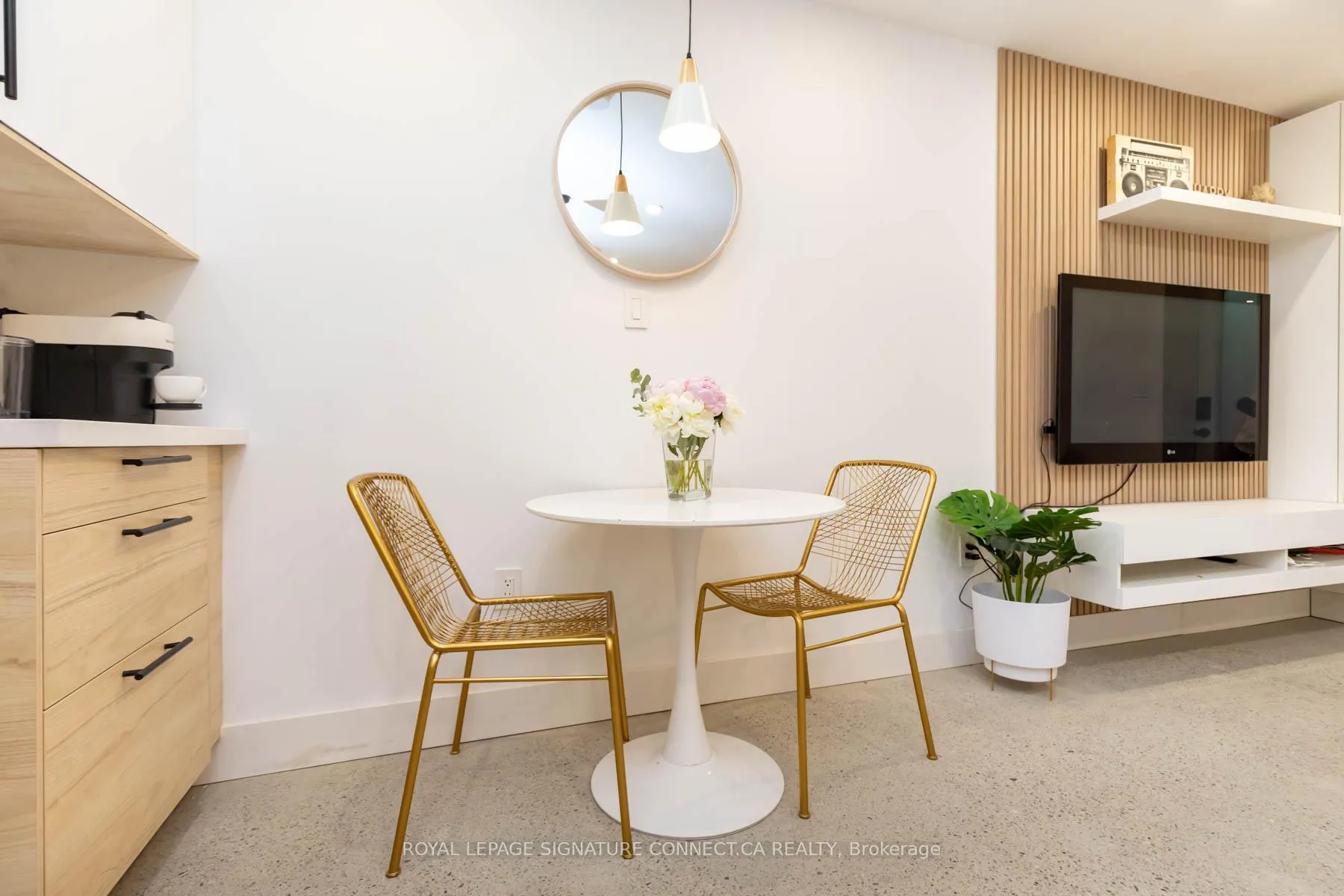Photo 14 of Unit Lower, 55 Dearbourne Avenue, Toronto, North Riverdale — HOMEH