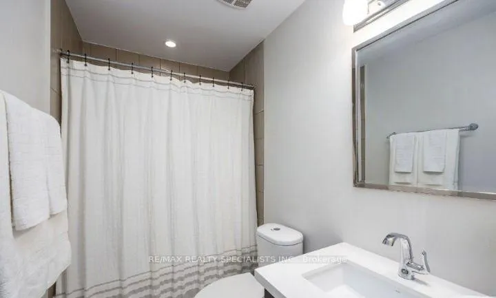 Photo 10 of 85 Great Gabe Crescent, Oshawa, Windfields — HOMEH