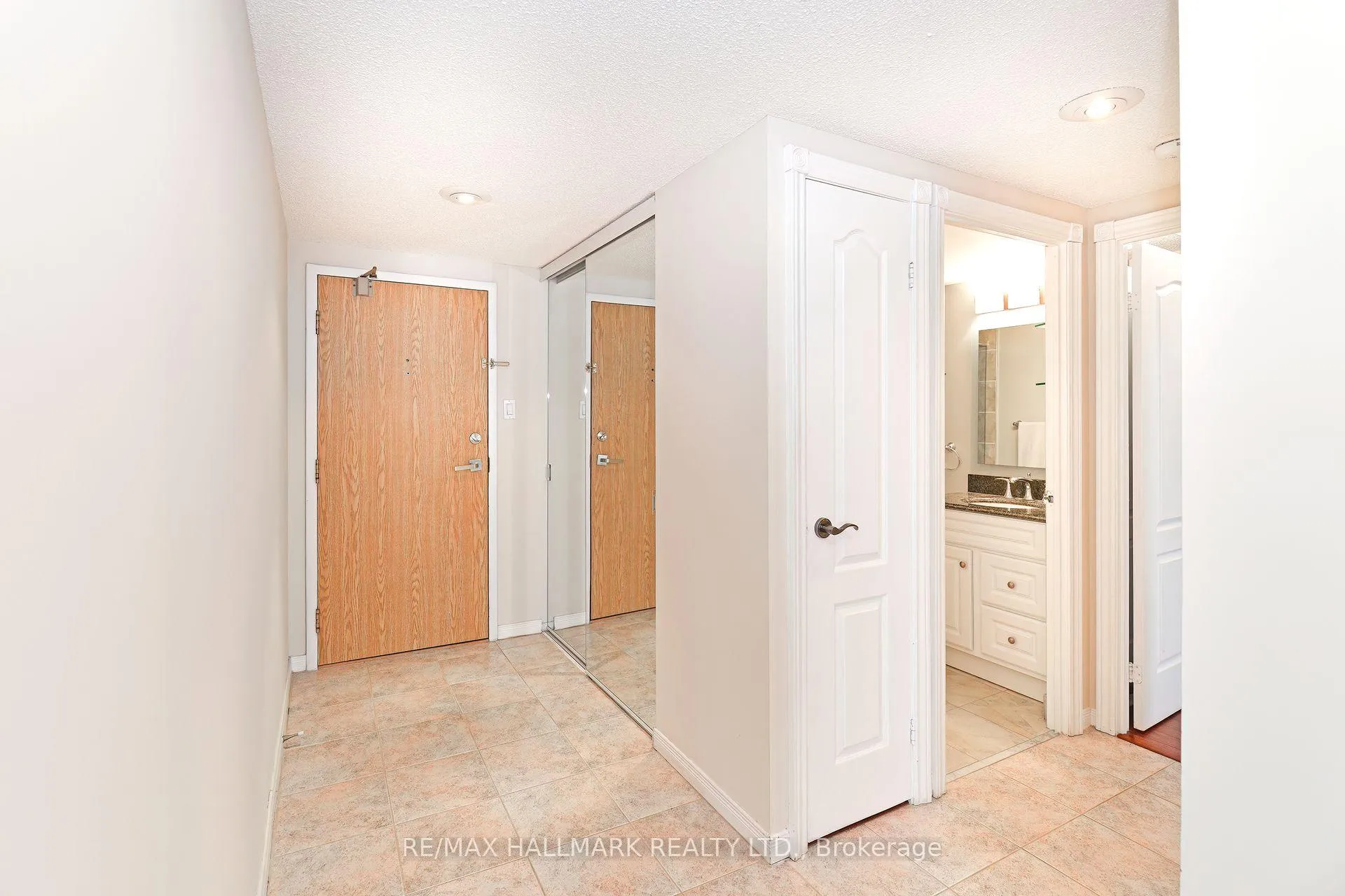 Photo 21 of Unit 1104, 7601 Bathurst Street, Vaughan, Crestwood-Springfarm-Yorkhill — HOMEH