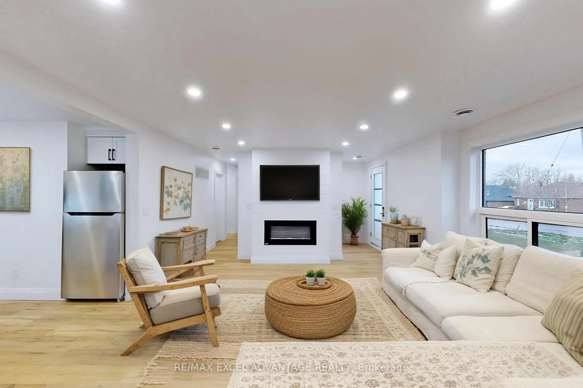 Photo 1 of Unit Main, 45 Central Park Boulevard N, Oshawa, O'Neill — HOMEH