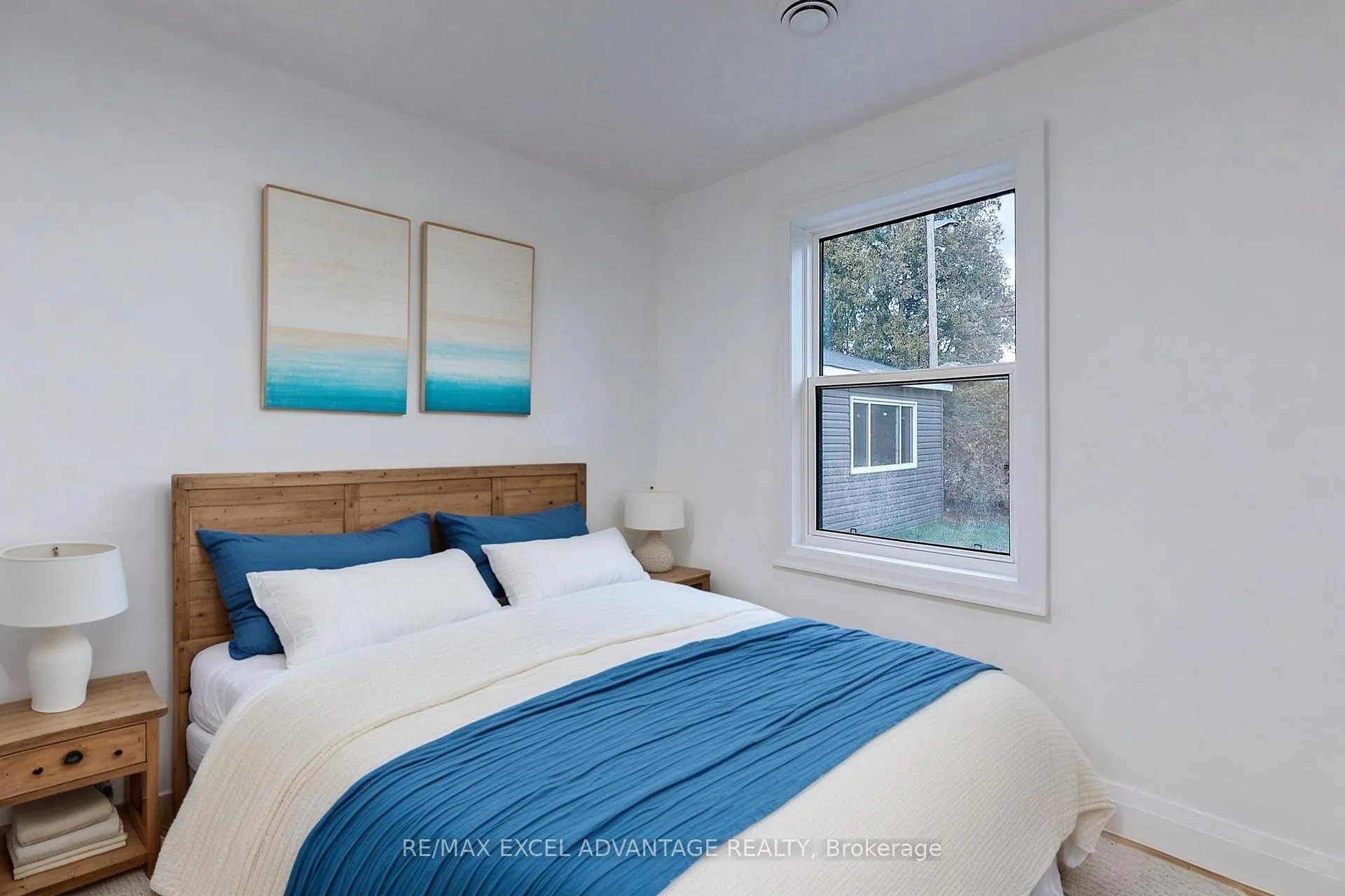 Photo 4 of Unit Main, 45 Central Park Boulevard N, Oshawa, O'Neill — HOMEH