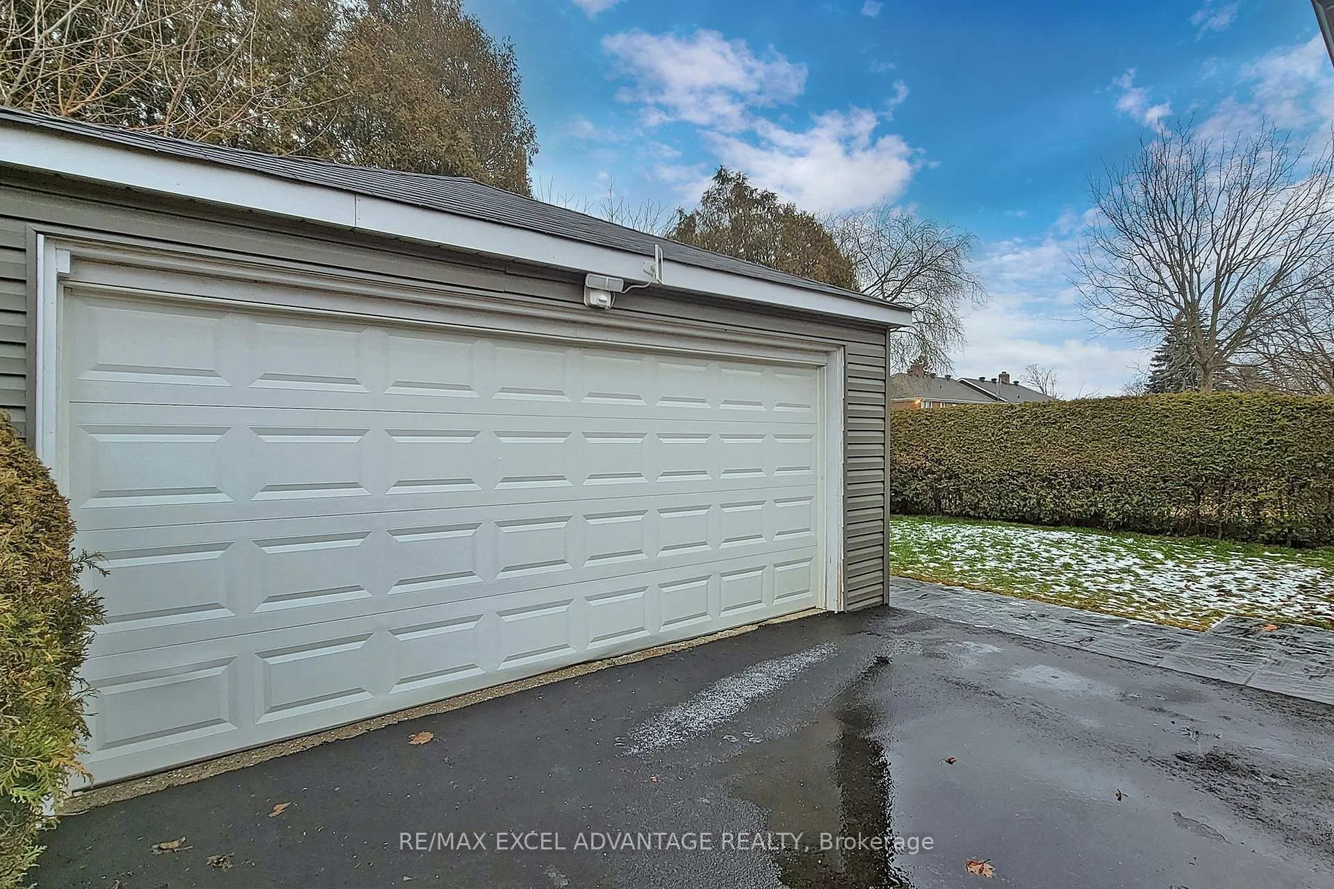 Photo 23 of Unit Main, 45 Central Park Boulevard N, Oshawa, O'Neill — HOMEH