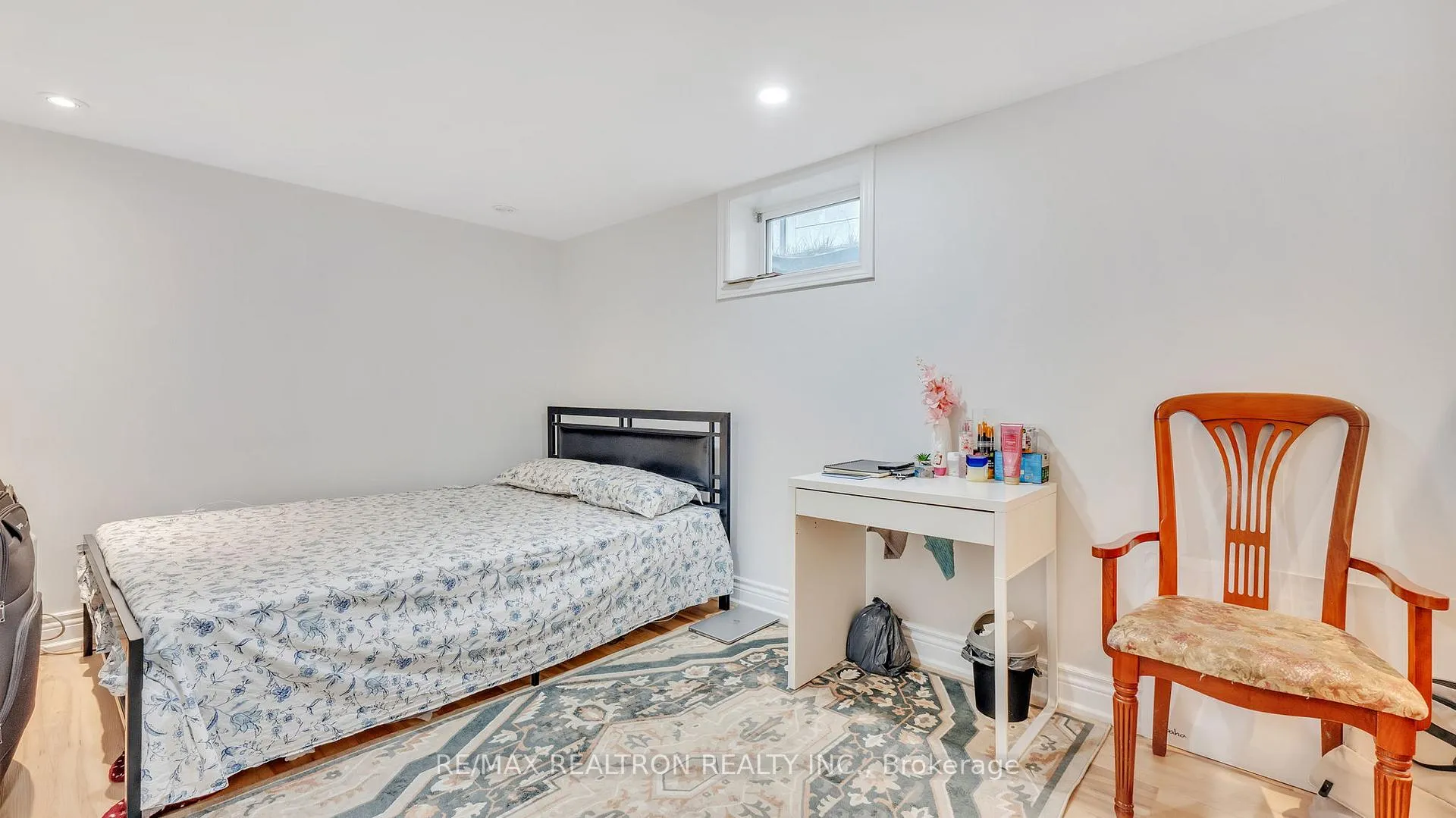 Photo 14 of 16 Glynn Road, Ajax, Central — HOMEH