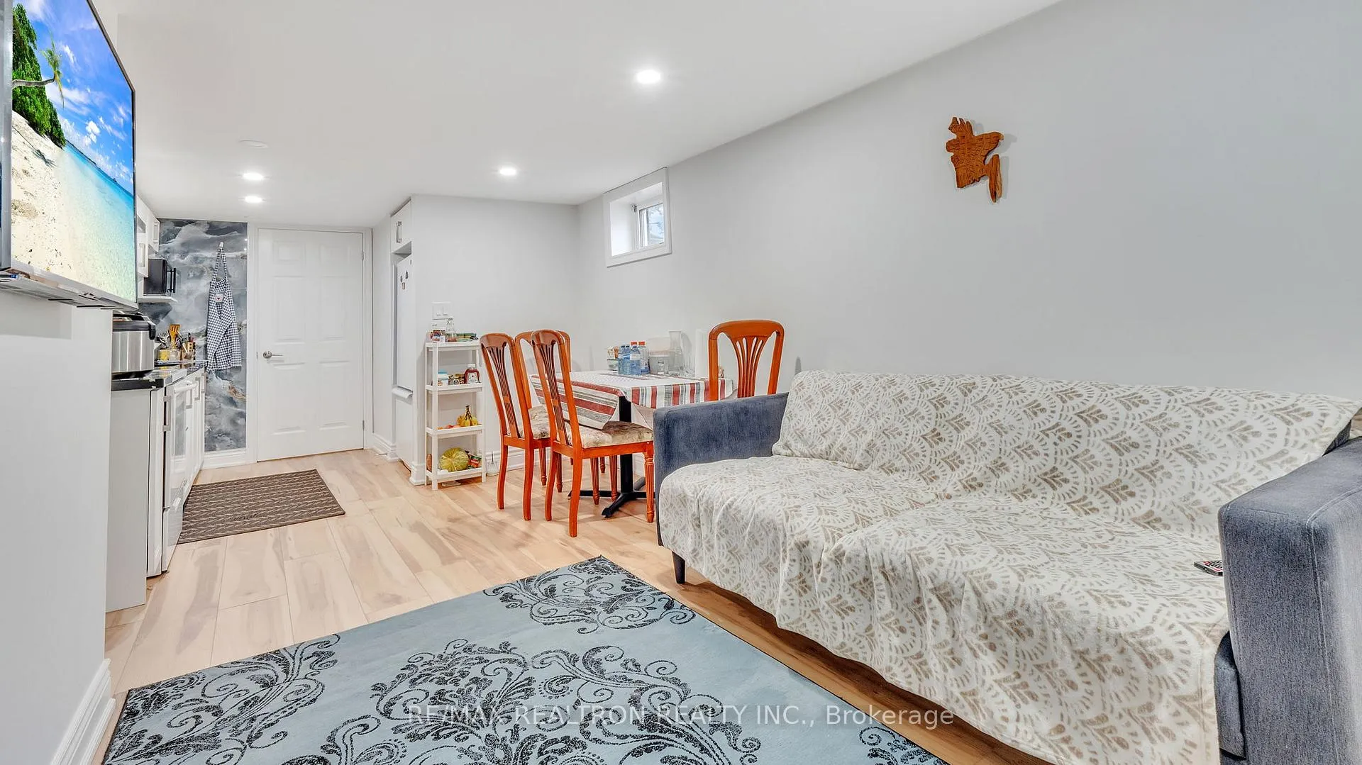 Photo 16 of 16 Glynn Road, Ajax, Central — HOMEH