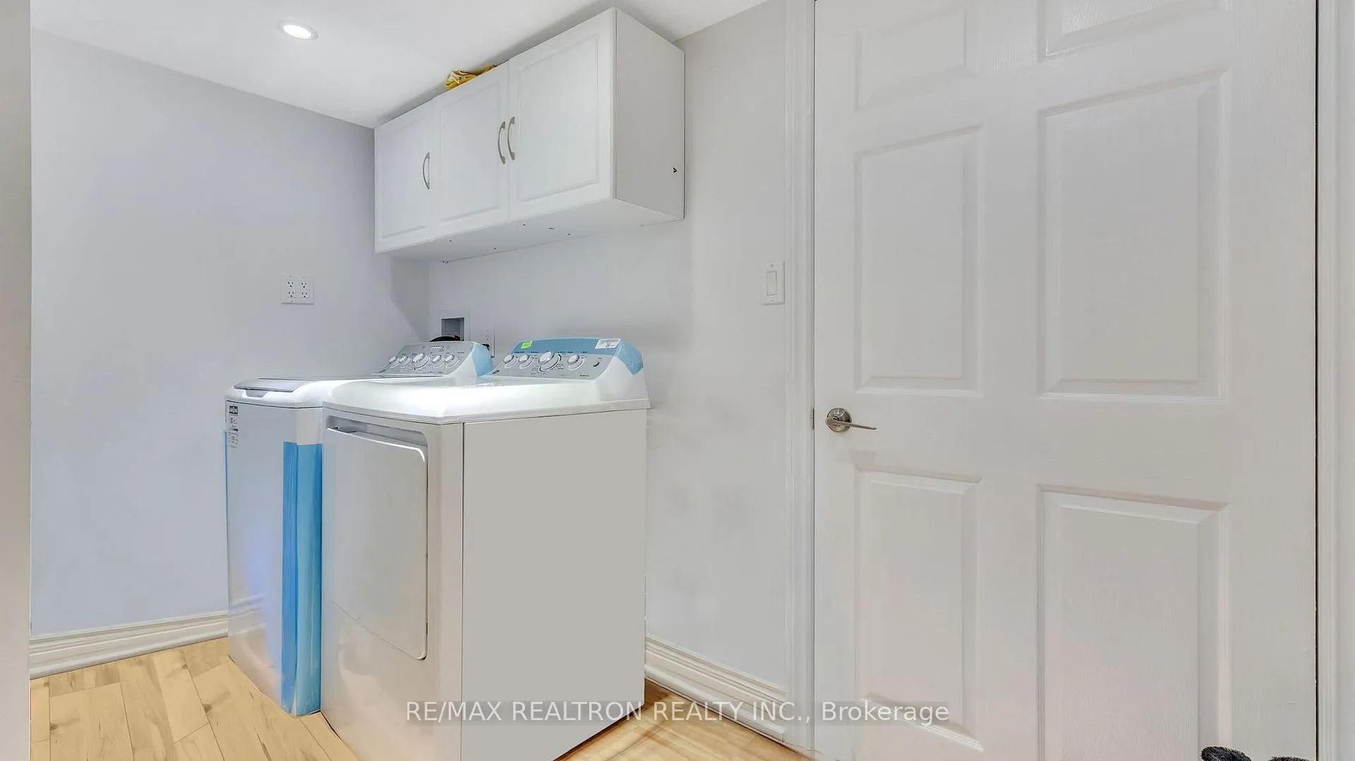 Photo 17 of 16 Glynn Road, Ajax, Central — HOMEH