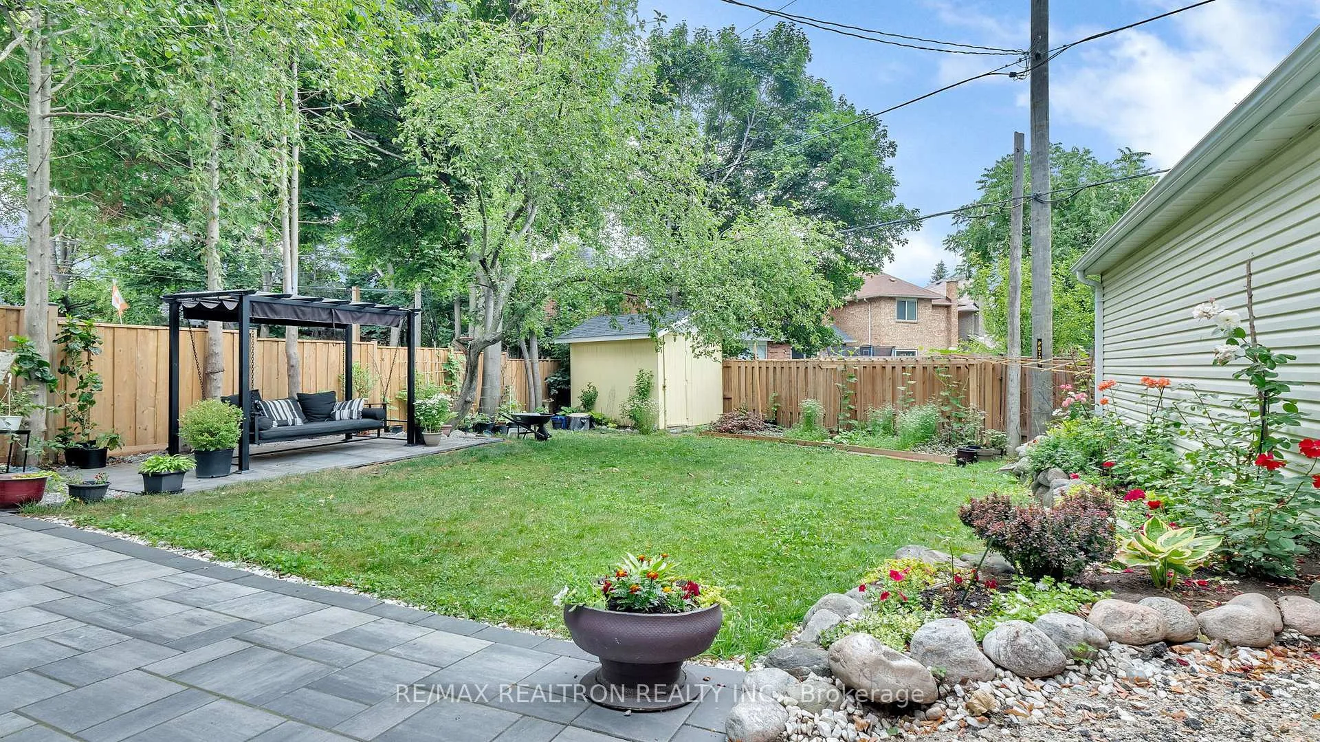 Photo 19 of 16 Glynn Road, Ajax, Central — HOMEH