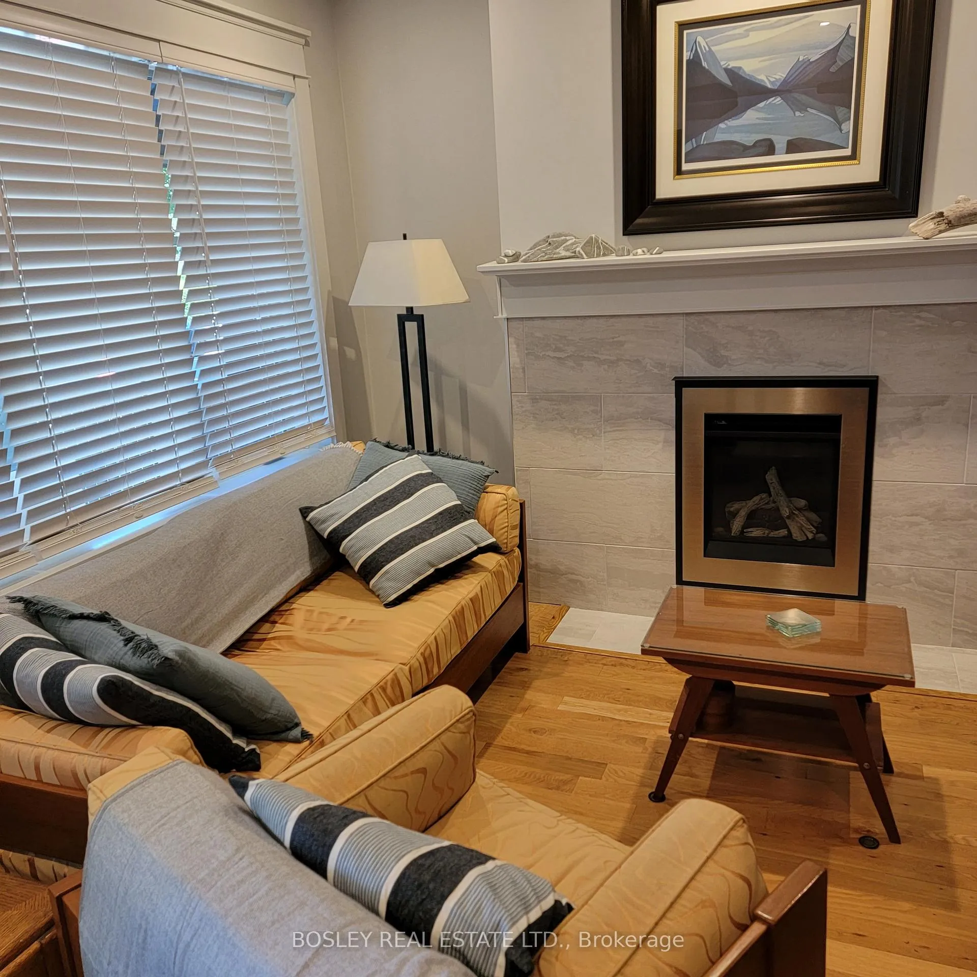 Photo 7 of Unit Main / 2nd, 77 Linnsmore Crescent, Toronto, Danforth — HOMEH