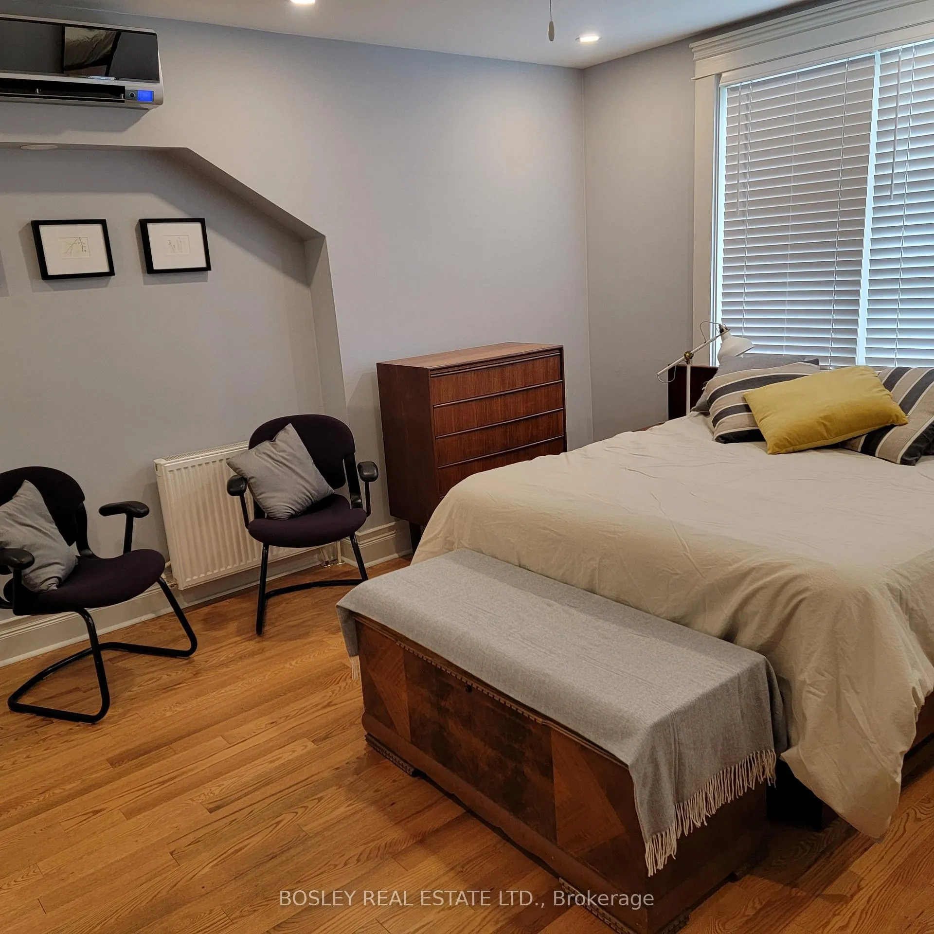 Photo 10 of Unit Main / 2nd, 77 Linnsmore Crescent, Toronto, Danforth — HOMEH