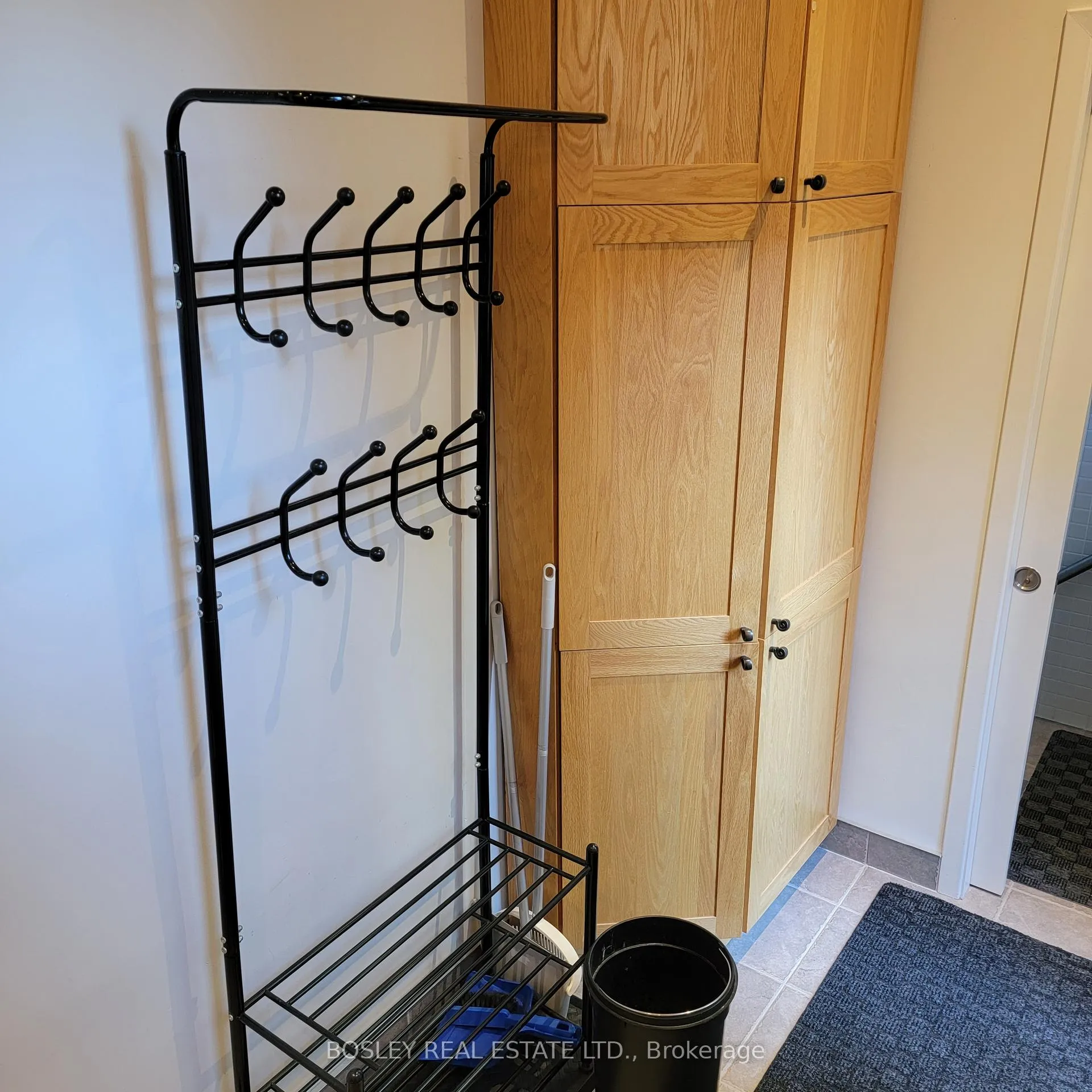 Photo 19 of Unit Main / 2nd, 77 Linnsmore Crescent, Toronto, Danforth — HOMEH