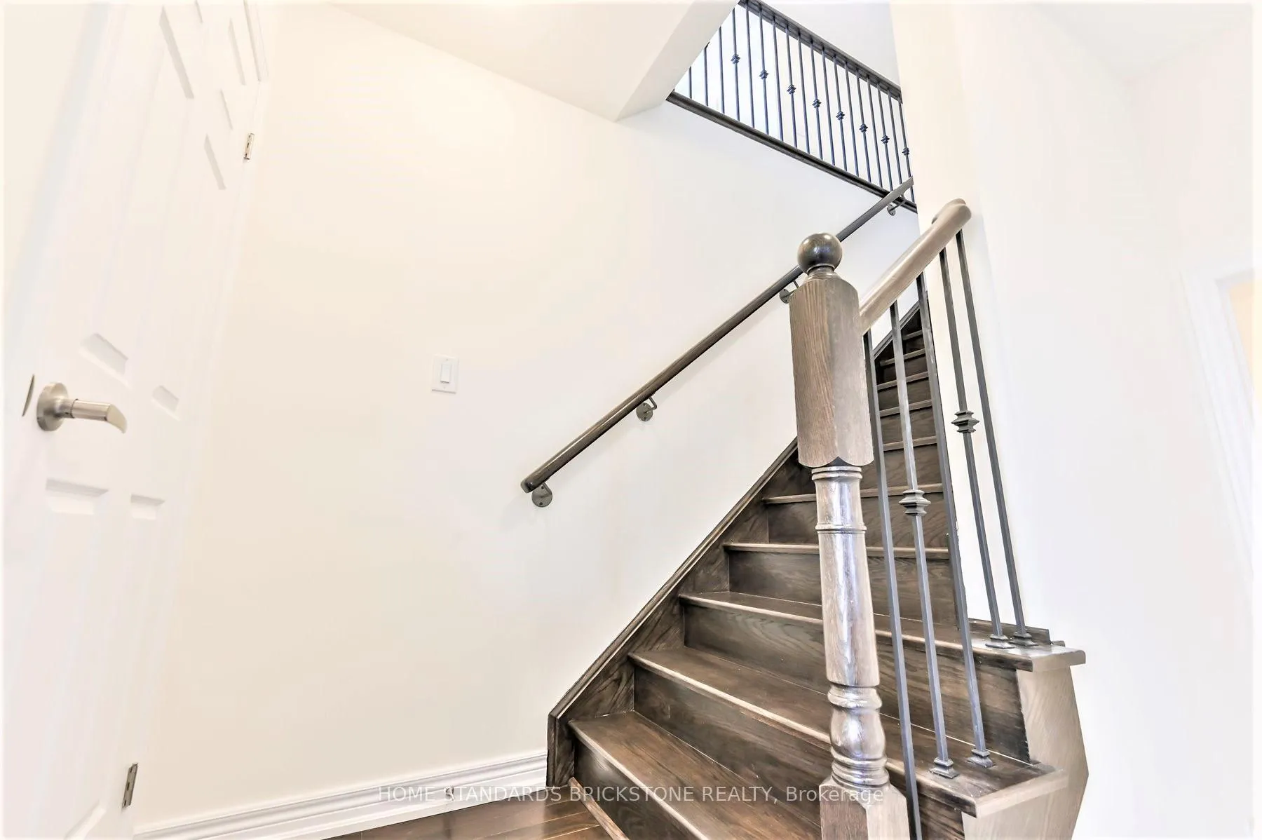 Photo 4 of Unit Coach, 271 William Forster Road, Markham, Cornell — HOMEH