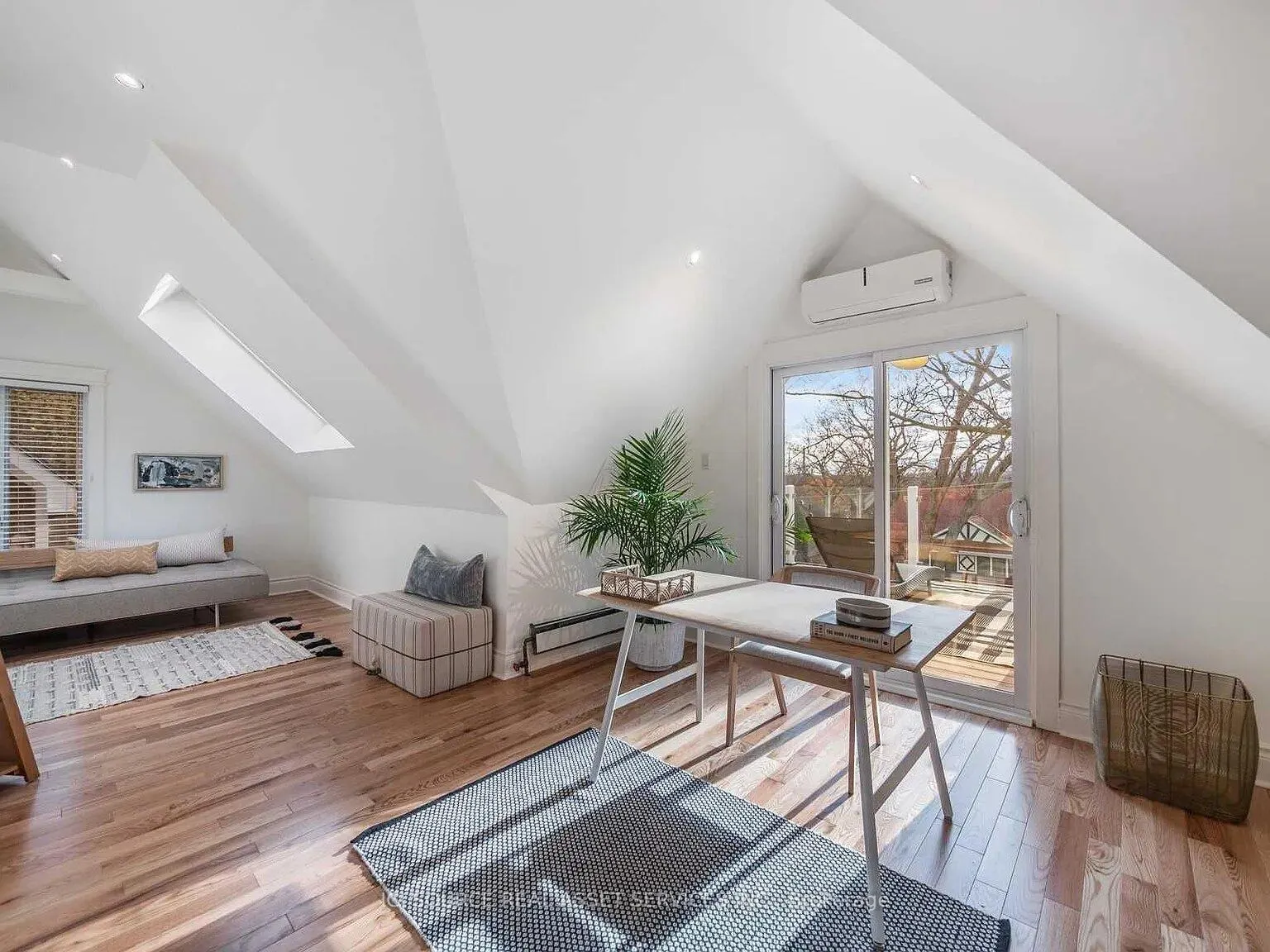 Photo 12 of 89 Balsam Avenue, Toronto, The Beaches — HOMEH