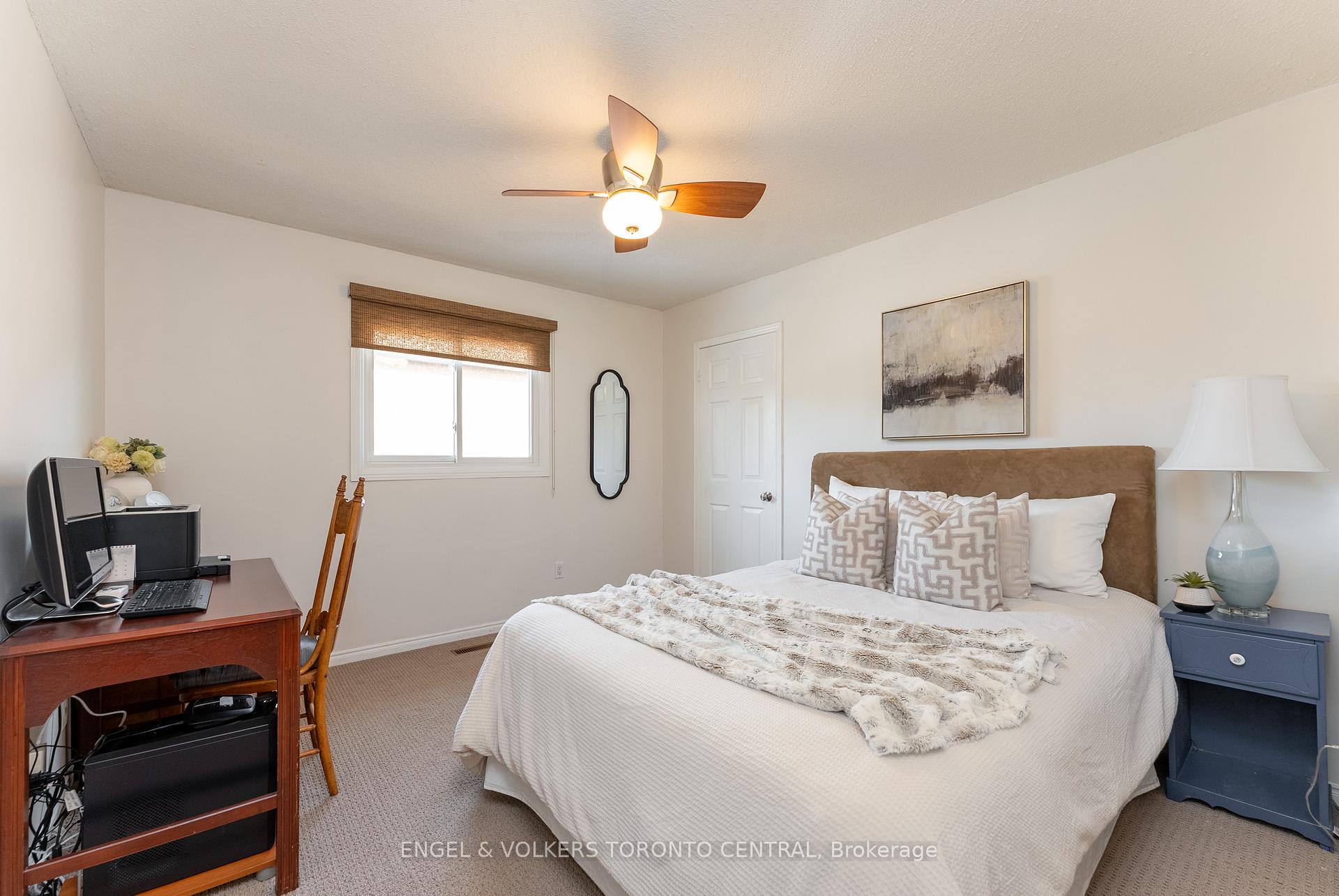 Photo 23 of 4 Flazington Court, Ajax, South East — HOMEH
