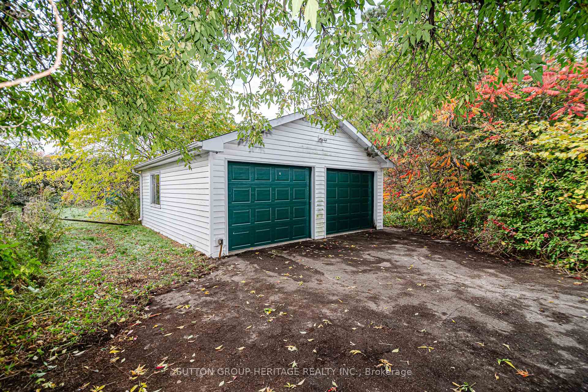 Photo 4 of 2424 Prestonvale Road, Clarington, Courtice — HOMEH
