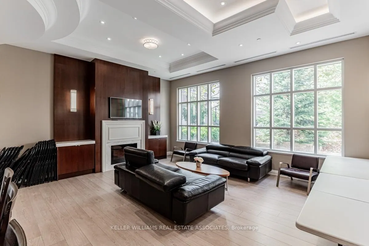 Photo 15 of Unit 210, 2396 Major Mackenzie Drive, Vaughan, Maple — HOMEH