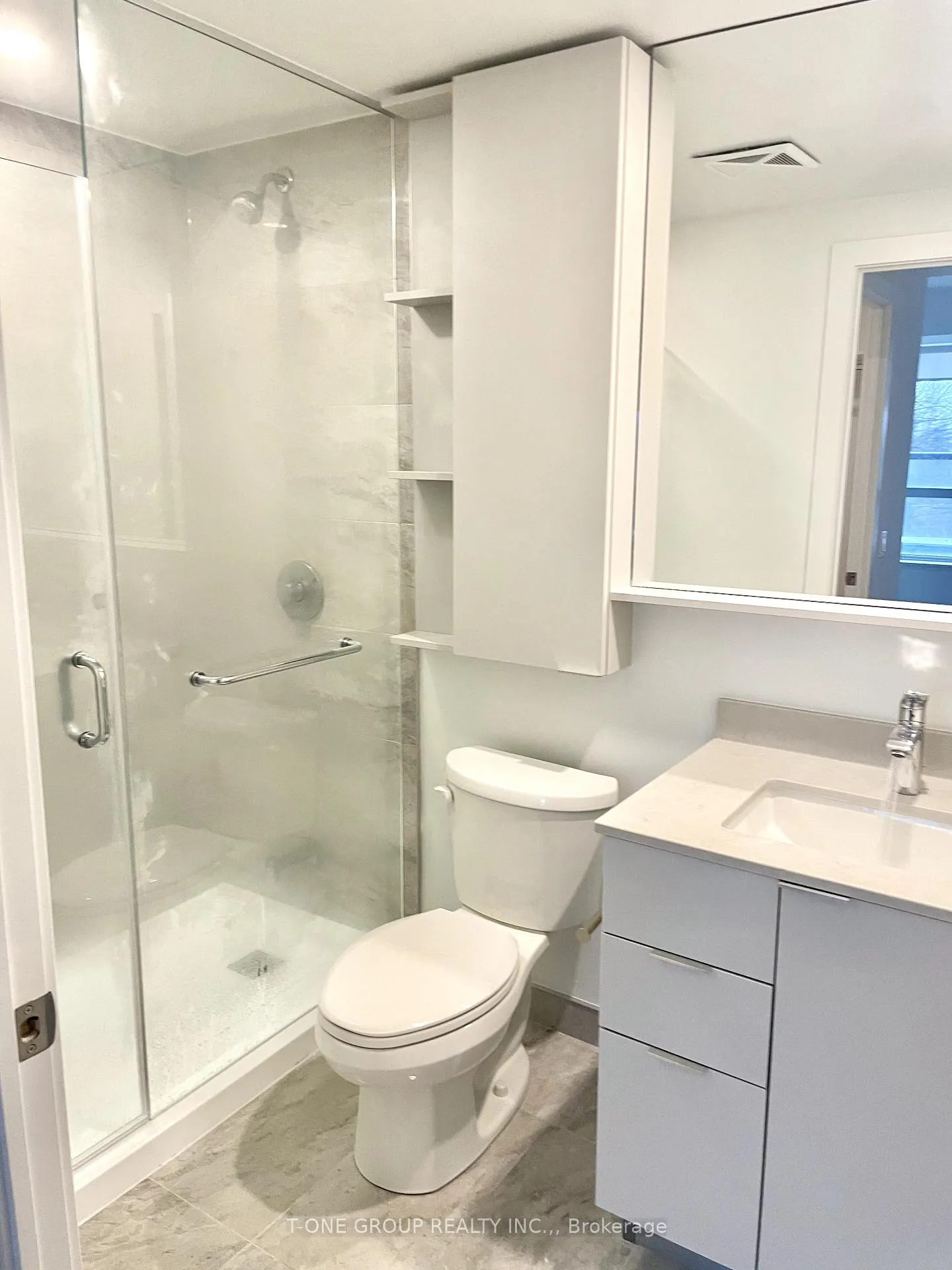 Photo 7 of Unit 318, 8 Cedarland Drive, Markham, Unionville — HOMEH