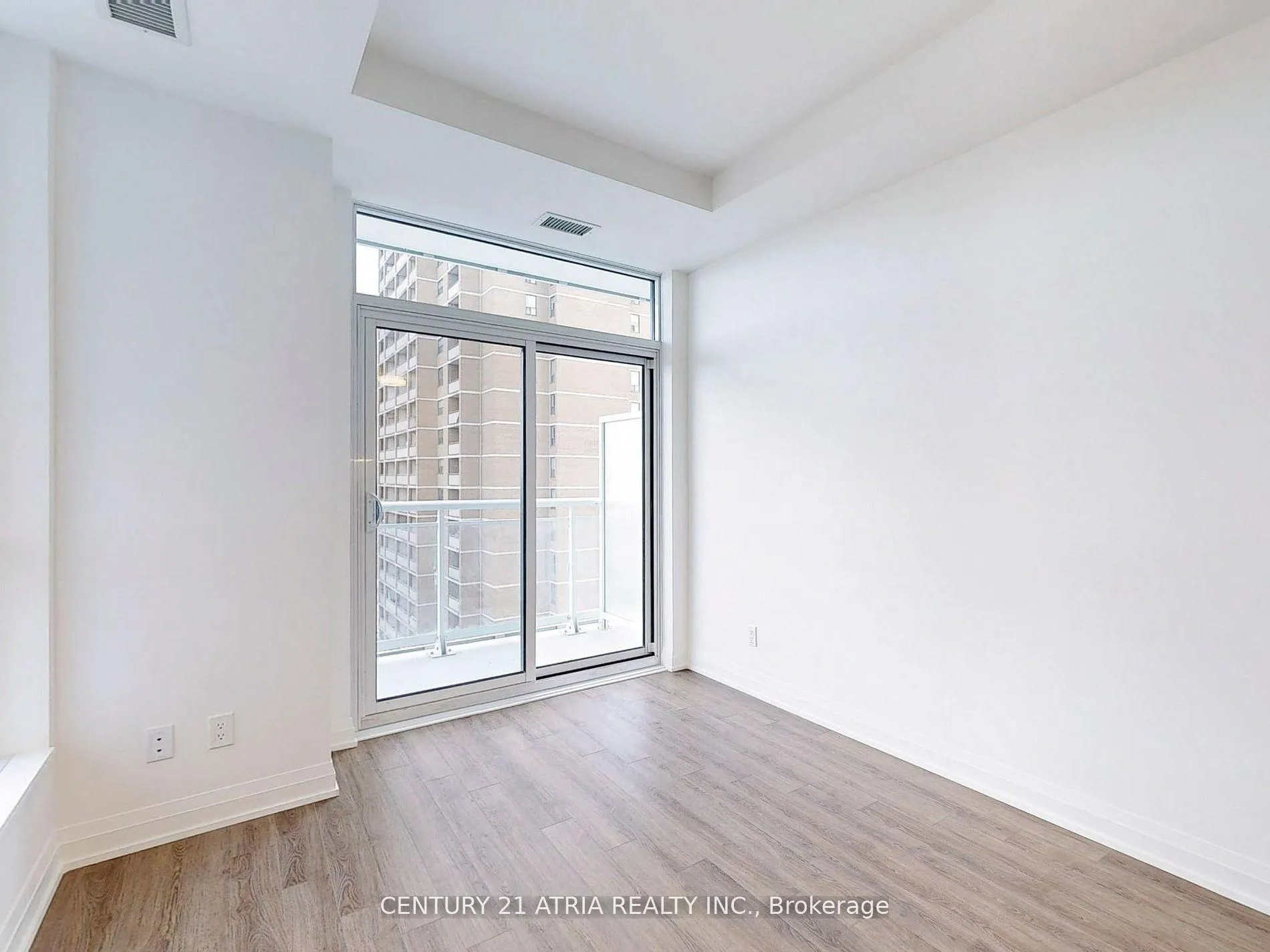 Photo 3 of Unit 805, 286 Main Street, Toronto, East End-Danforth — HOMEH