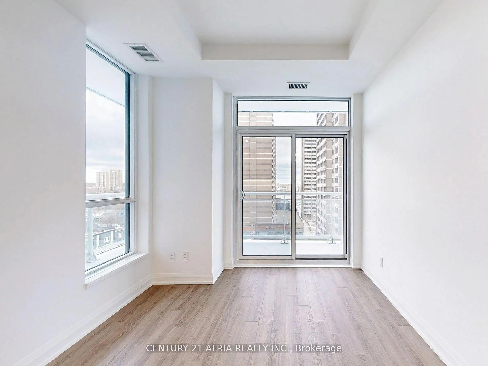 Photo 4 of Unit 805, 286 Main Street, Toronto, East End-Danforth — HOMEH