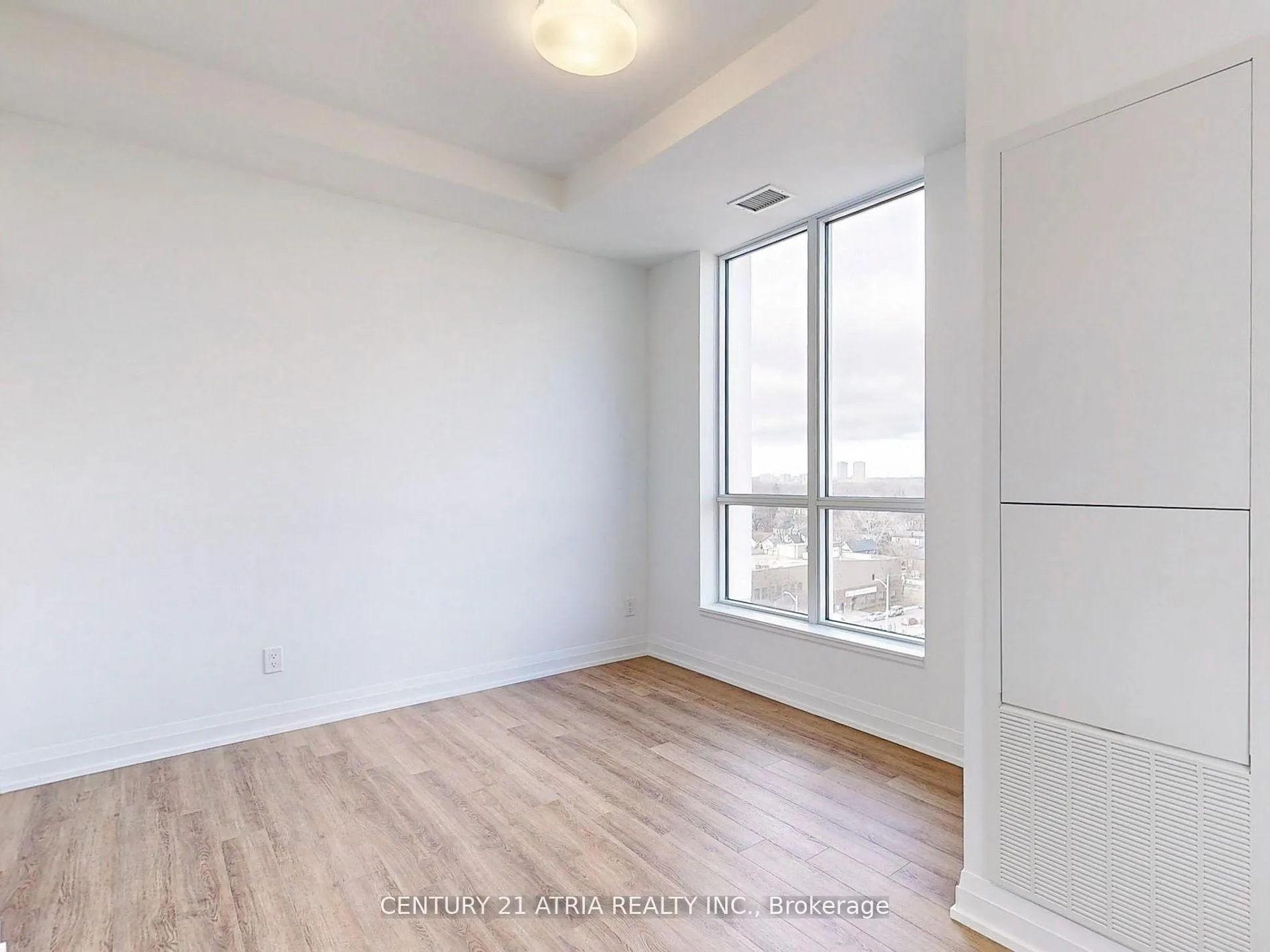 Photo 8 of Unit 805, 286 Main Street, Toronto, East End-Danforth — HOMEH