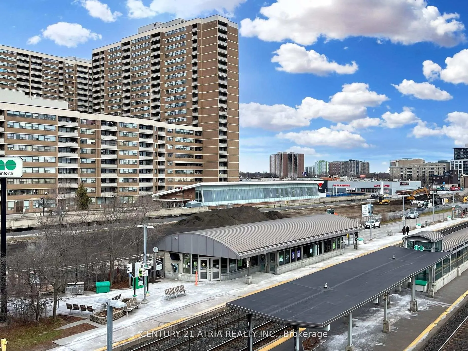 Photo 30 of Unit 805, 286 Main Street, Toronto, East End-Danforth — HOMEH