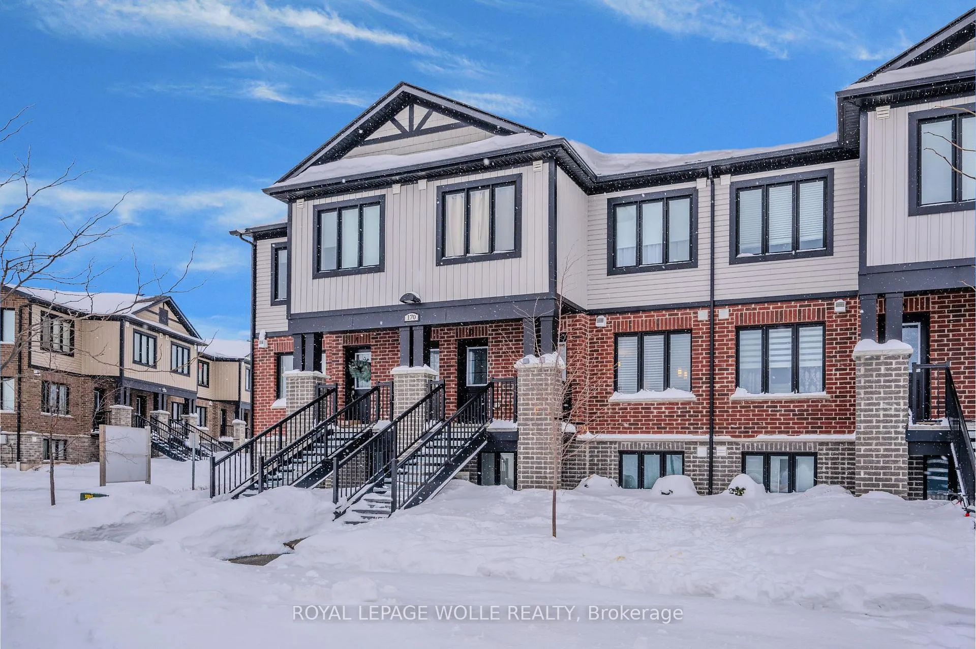 Front of Unit D, 170 Rochefort Street
