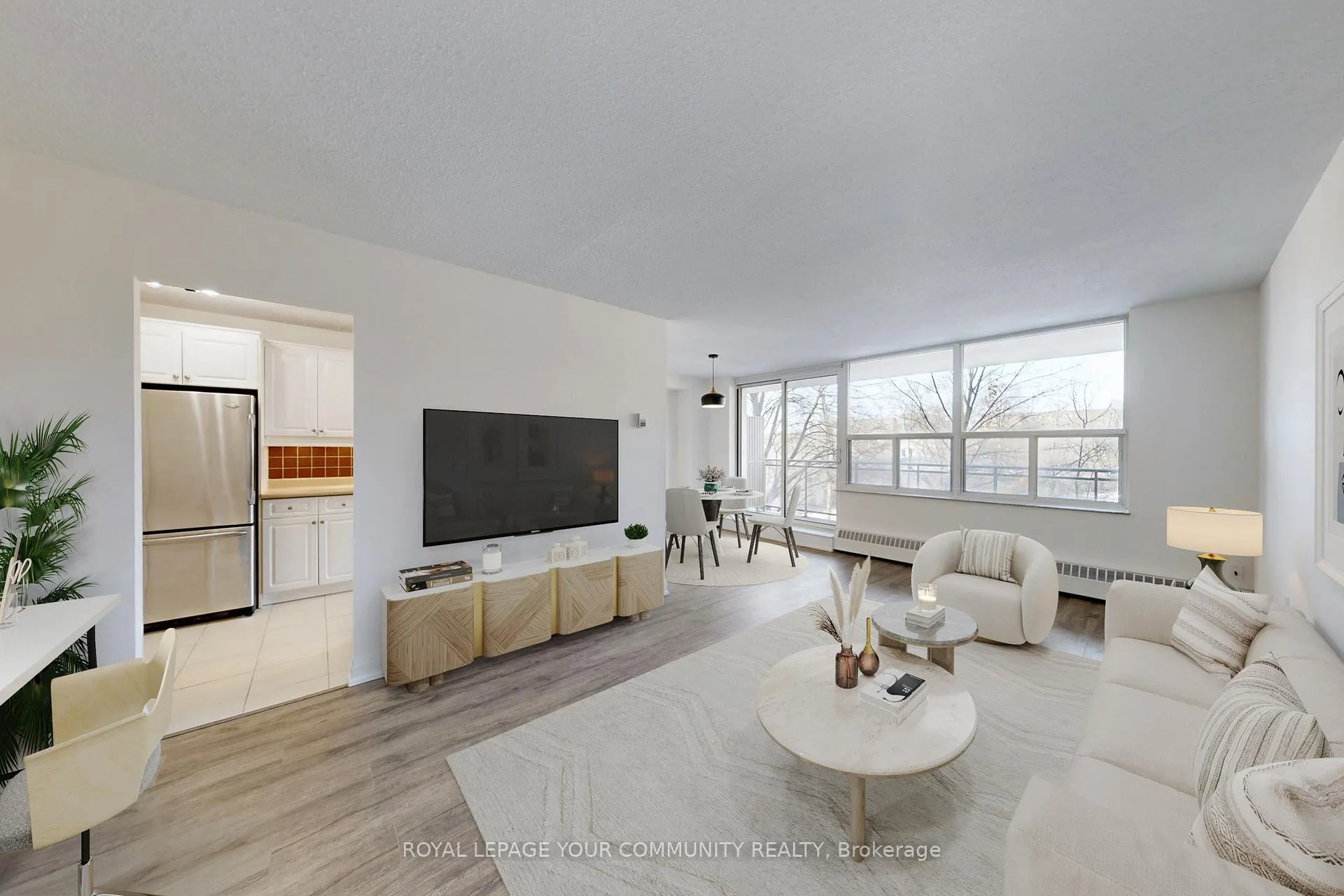 Photo 6 of Unit 211, 180 Dudley Avenue, Markham, Thornhill — HOMEH