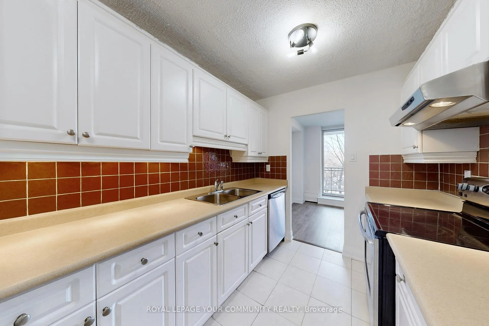 Photo 15 of Unit 211, 180 Dudley Avenue, Markham, Thornhill — HOMEH