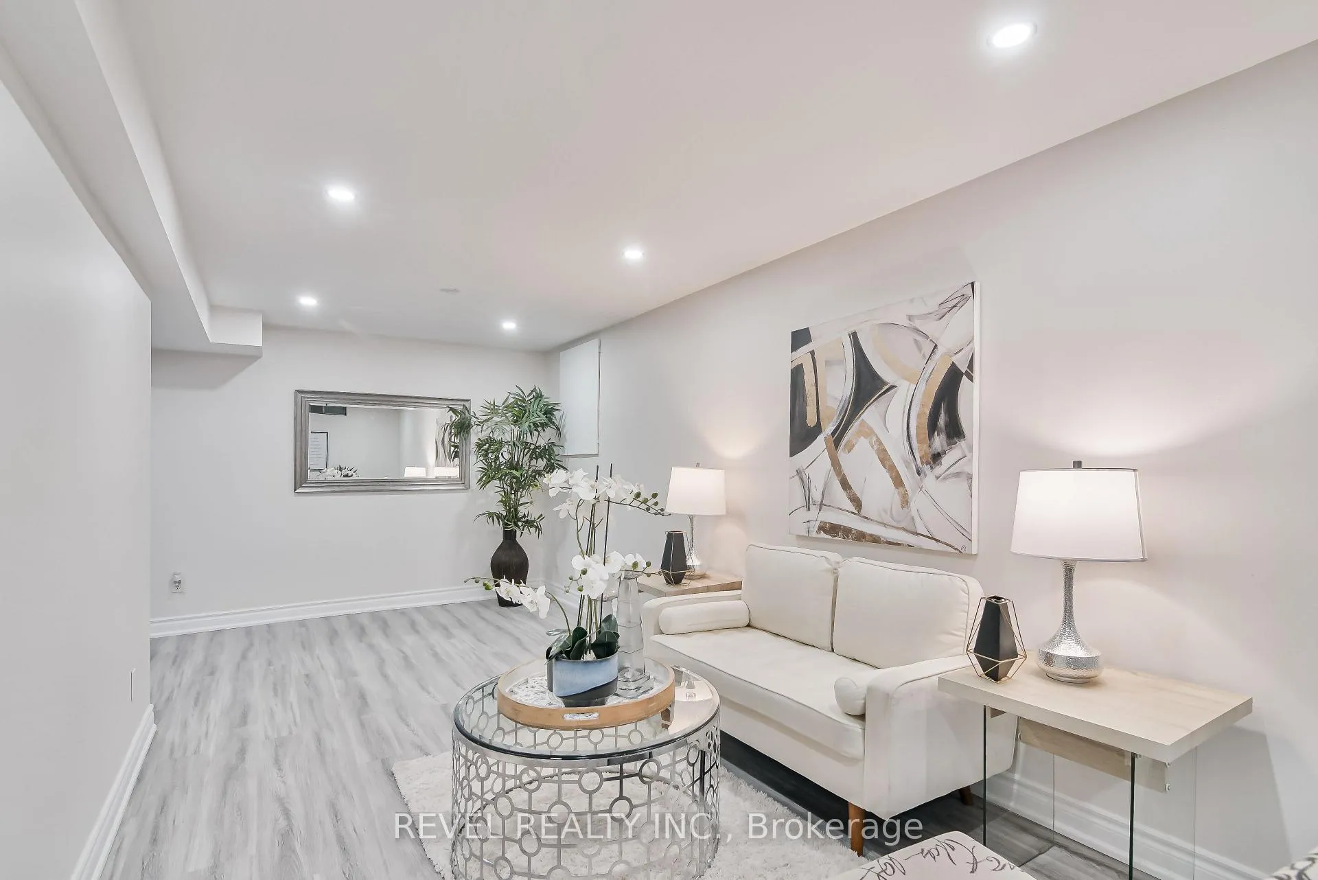 Photo 11 of 120 Elford Drive, Clarington, Bowmanville — HOMEH