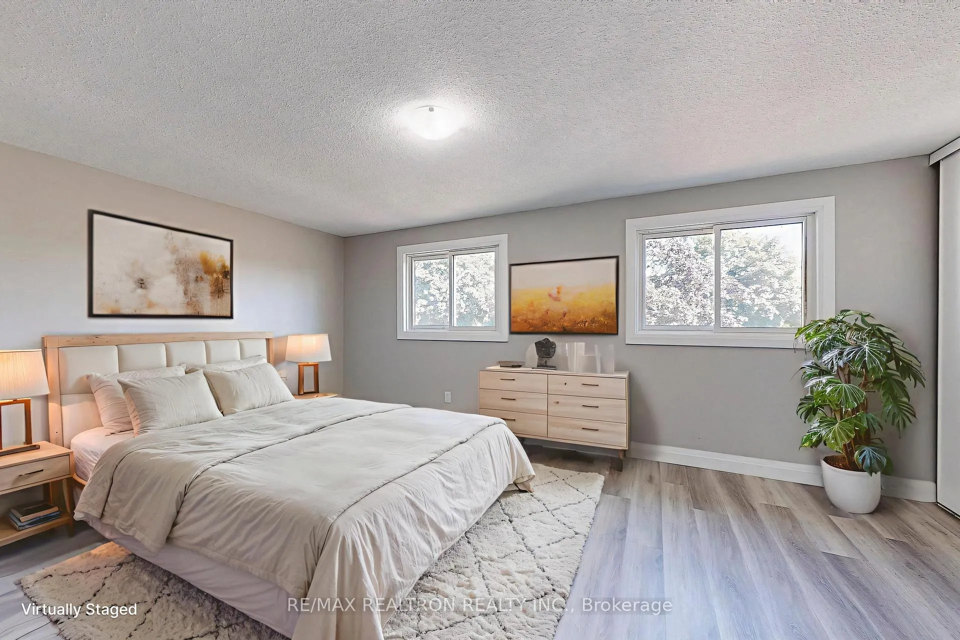 Photo 6 of 338 Limerick Street, Oshawa, Vanier — HOMEH