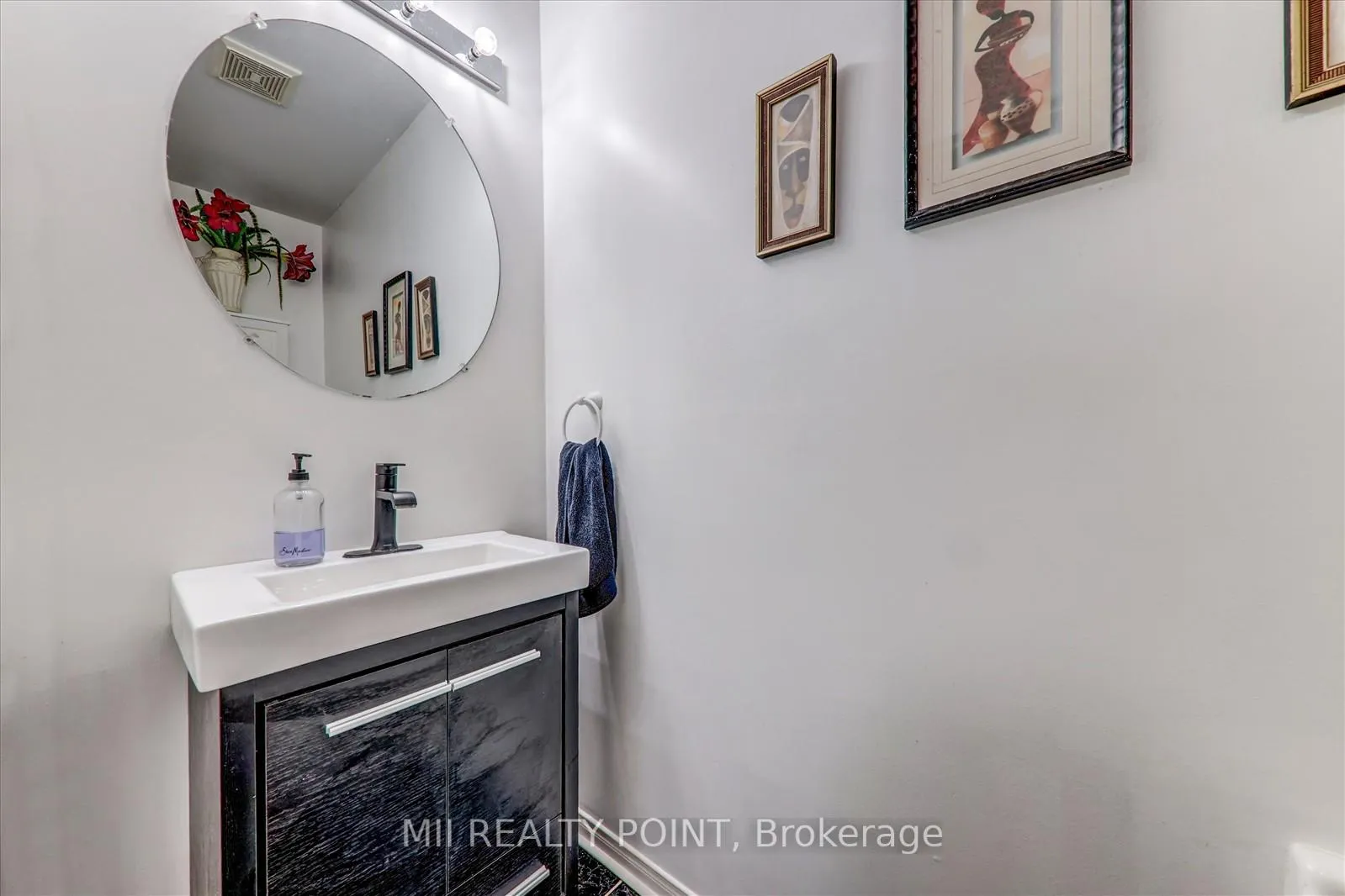 Photo 13 of 1669 Autumn Crescent, Pickering, Amberlea — HOMEH