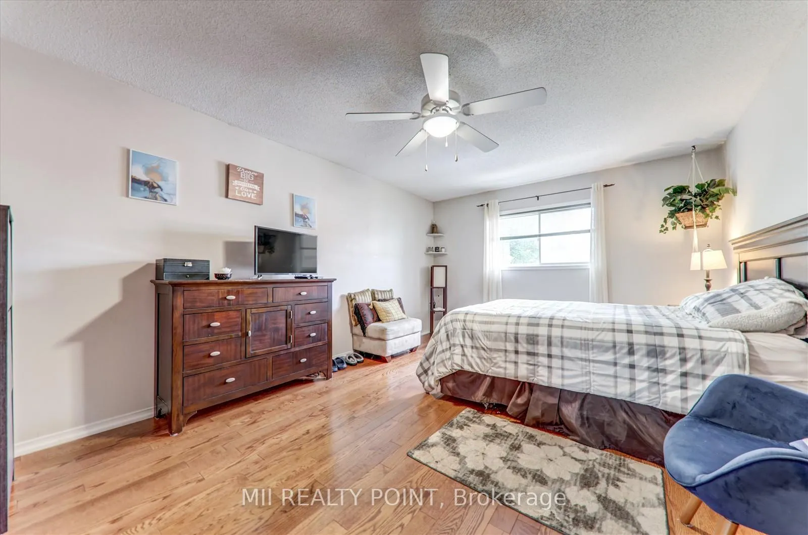 Photo 17 of 1669 Autumn Crescent, Pickering, Amberlea — HOMEH