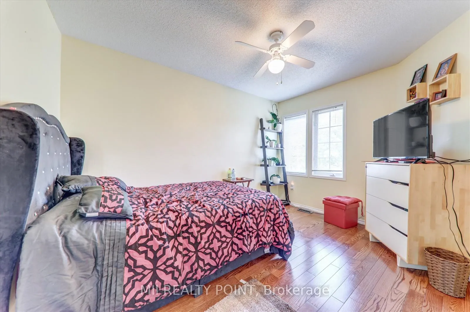 Photo 21 of 1669 Autumn Crescent, Pickering, Amberlea — HOMEH