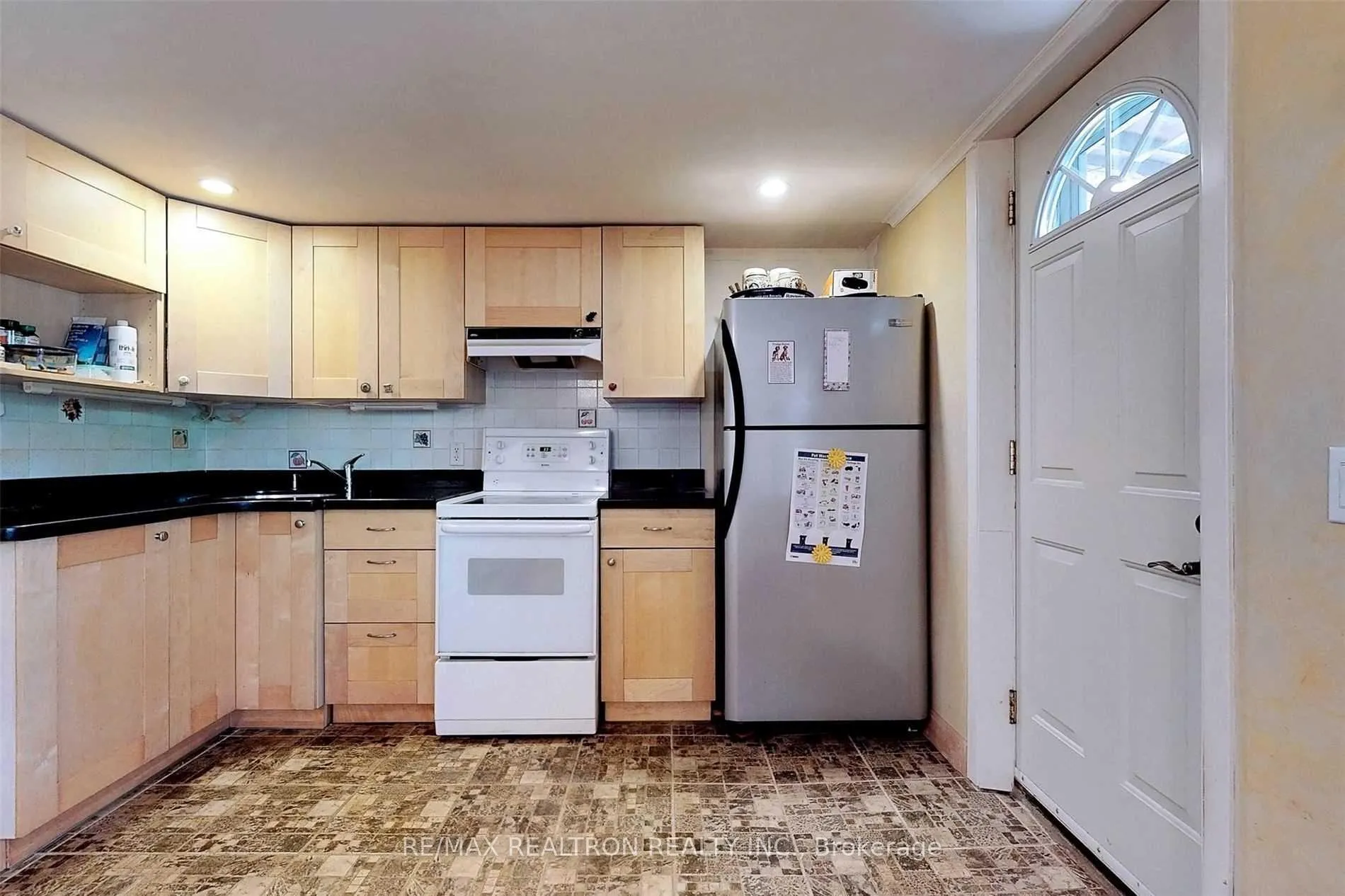 Photo 15 of 19 Glen Gannon Drive, Toronto, O'Connor-Parkview — HOMEH