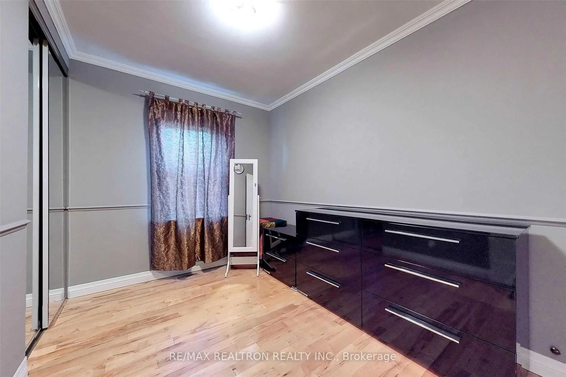 Photo 23 of 19 Glen Gannon Drive, Toronto, O'Connor-Parkview — HOMEH