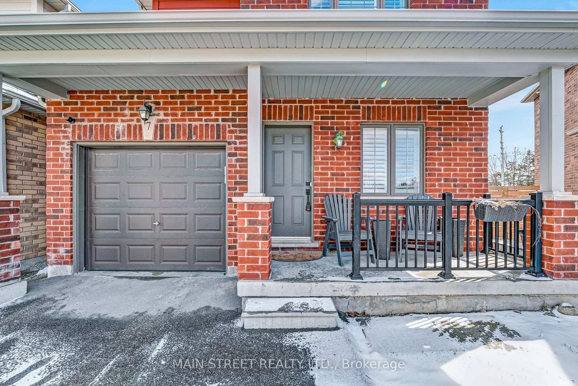 Photo 2 of 7 Bedford Estates Crescent, Barrie, Bayshore — HOMEH