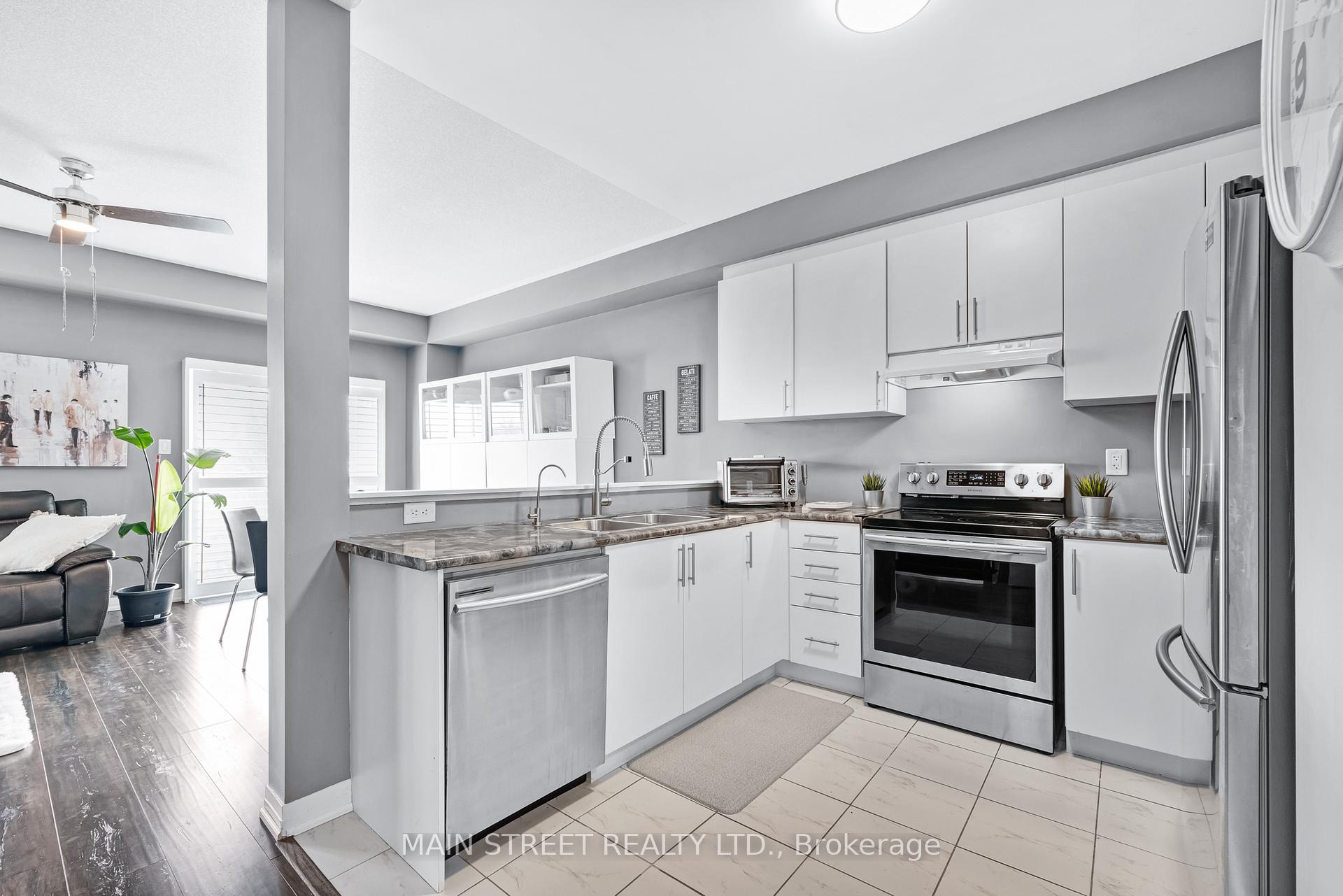 Photo 5 of 7 Bedford Estates Crescent, Barrie, Bayshore — HOMEH