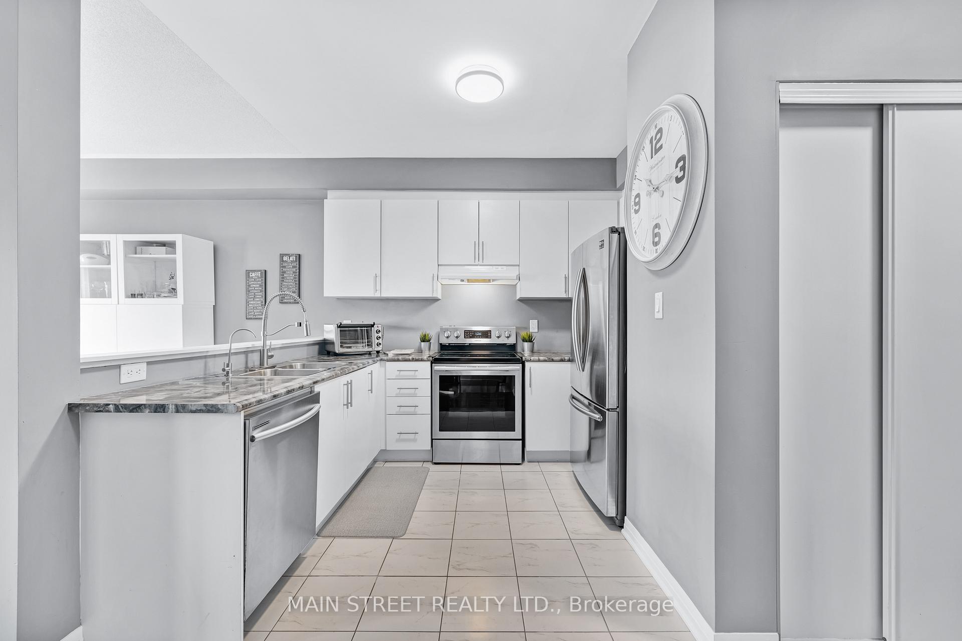 Photo 6 of 7 Bedford Estates Crescent, Barrie, Bayshore — HOMEH