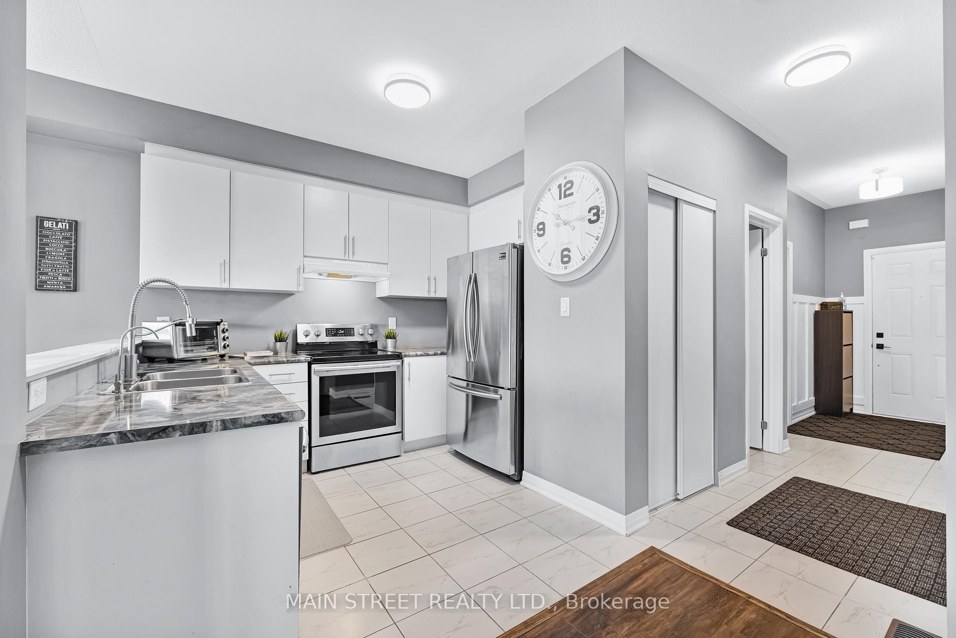 Photo 7 of 7 Bedford Estates Crescent, Barrie, Bayshore — HOMEH
