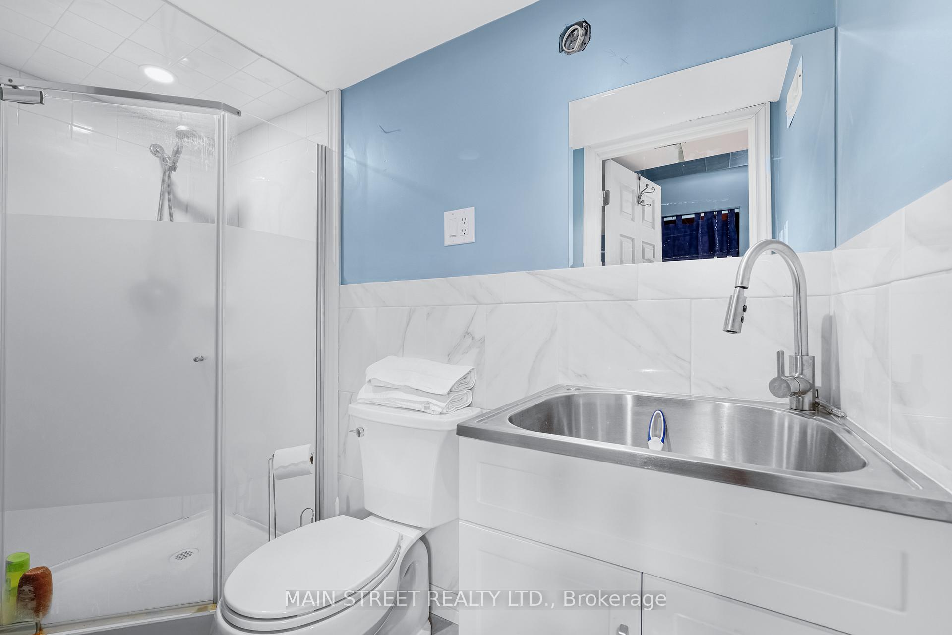 Photo 24 of 7 Bedford Estates Crescent, Barrie, Bayshore — HOMEH