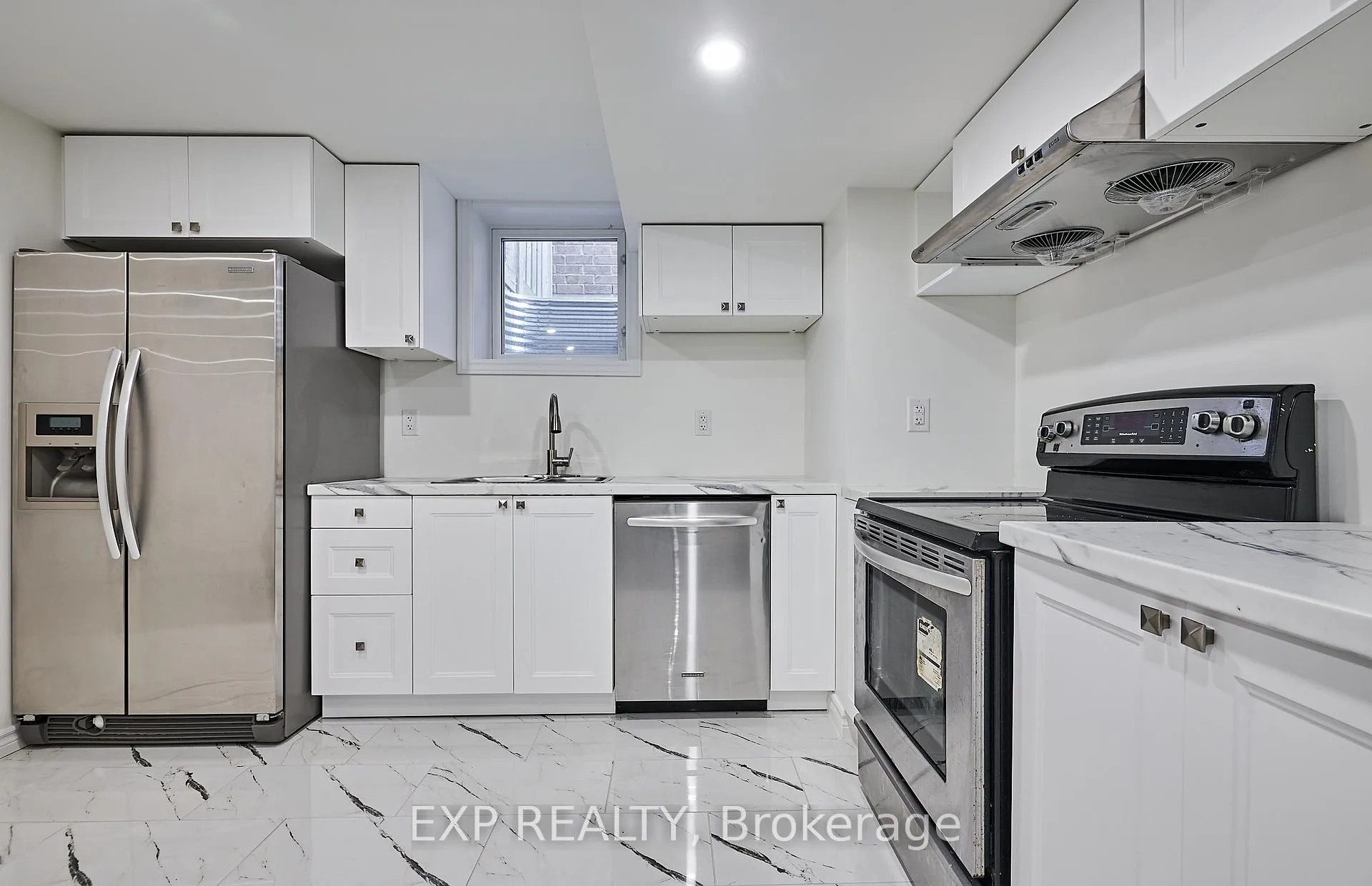 Photo 8 of 13 Knowles Street, Ajax, Central East — HOMEH