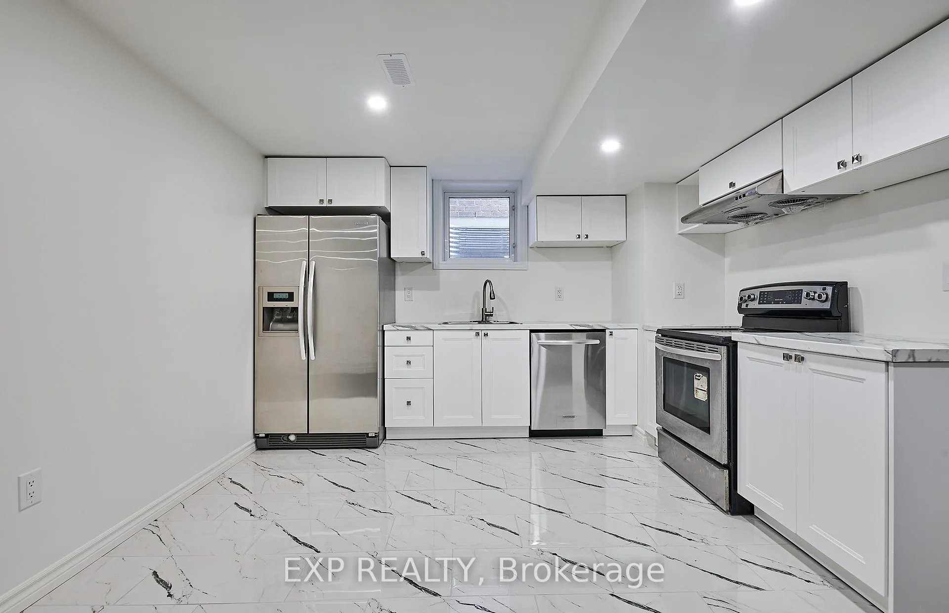 Photo 10 of 13 Knowles Street, Ajax, Central East — HOMEH