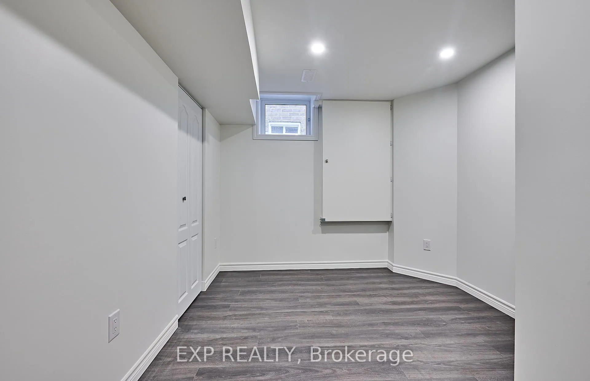 Photo 14 of 13 Knowles Street, Ajax, Central East — HOMEH