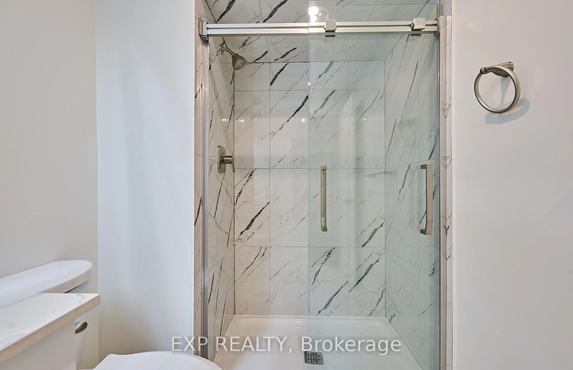 Photo 18 of 13 Knowles Street, Ajax, Central East — HOMEH