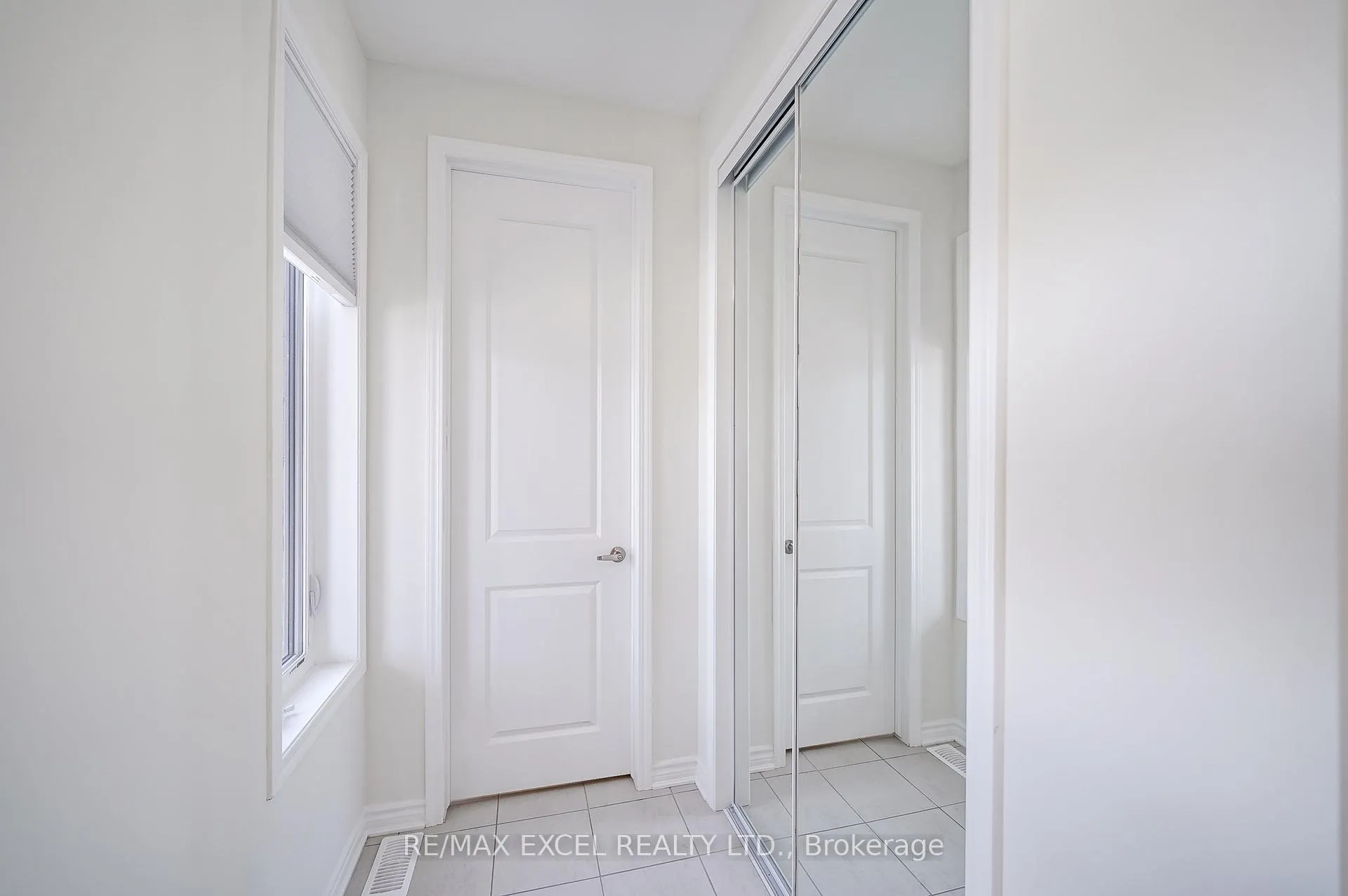 Photo 6 of 3262 Turnstone Boulevard, Pickering, Rural Pickering — HOMEH